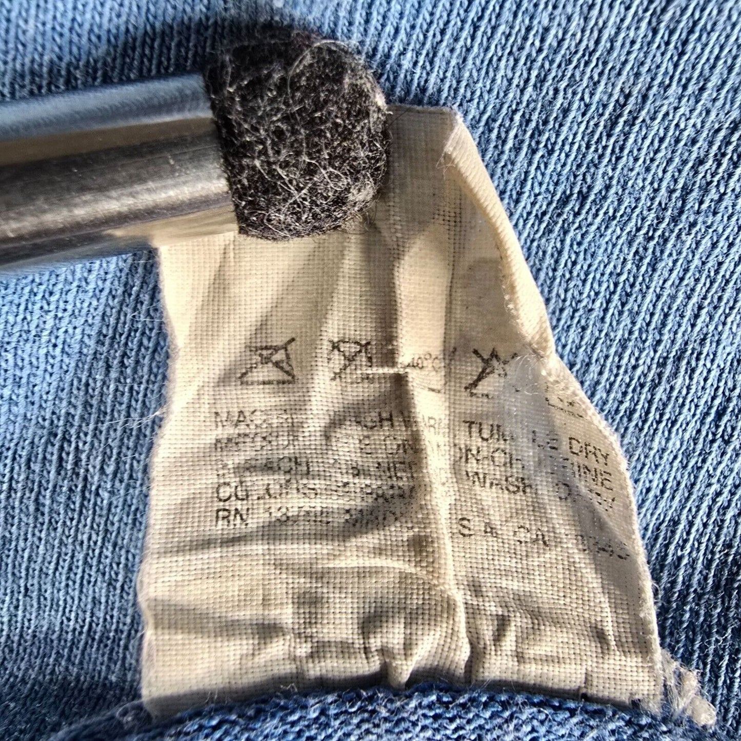 Vintage Thrashed 1980s Blue Fruit of The Loom Blank Pocket Tee T-Shirt (M)