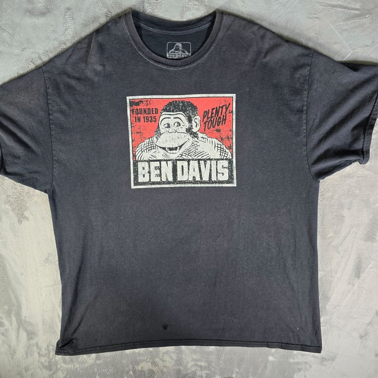 Distressed Ben Davis Workwear "Plenty Tough" Monkey Logo Graphic T-Shirt (2XL)