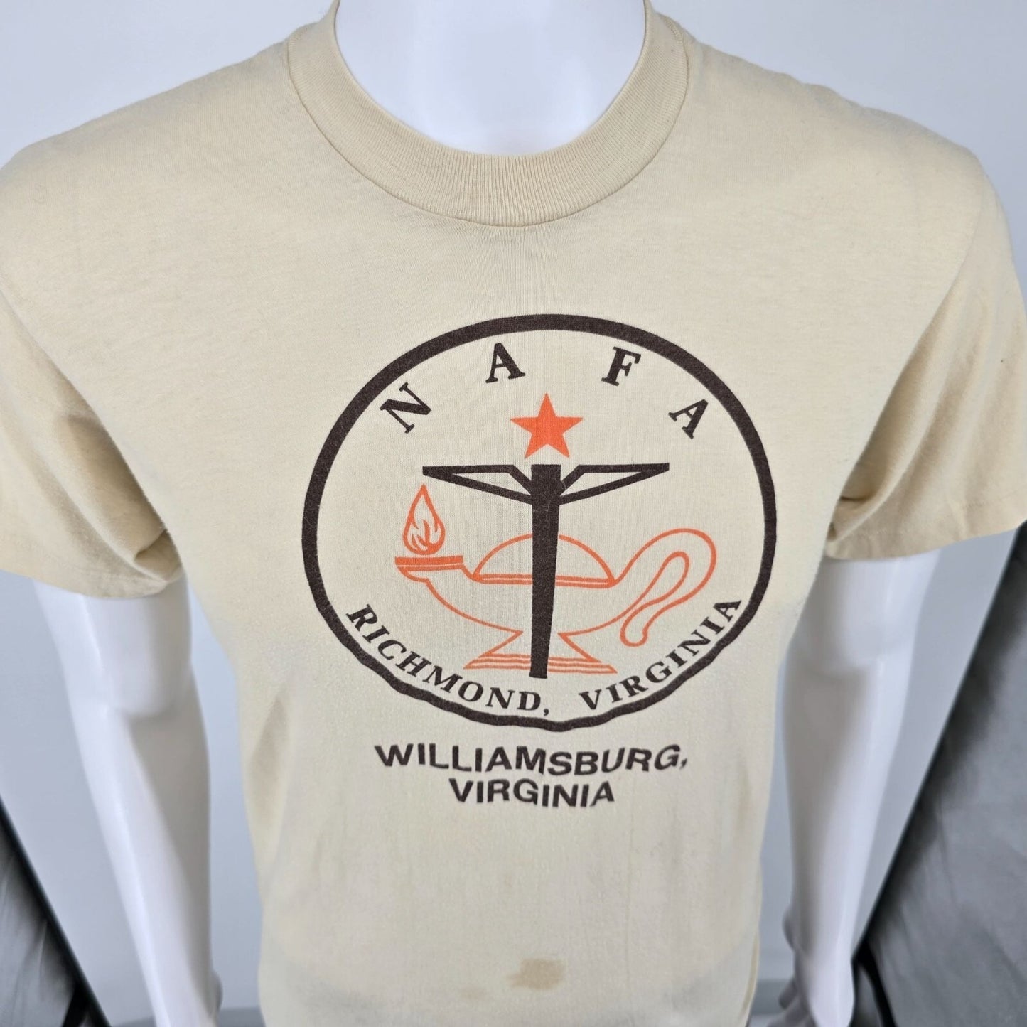 Vintage Early 1980s NAFA Richmond, Virginia Williamsburg, Virginia T-Shirt (S/M)