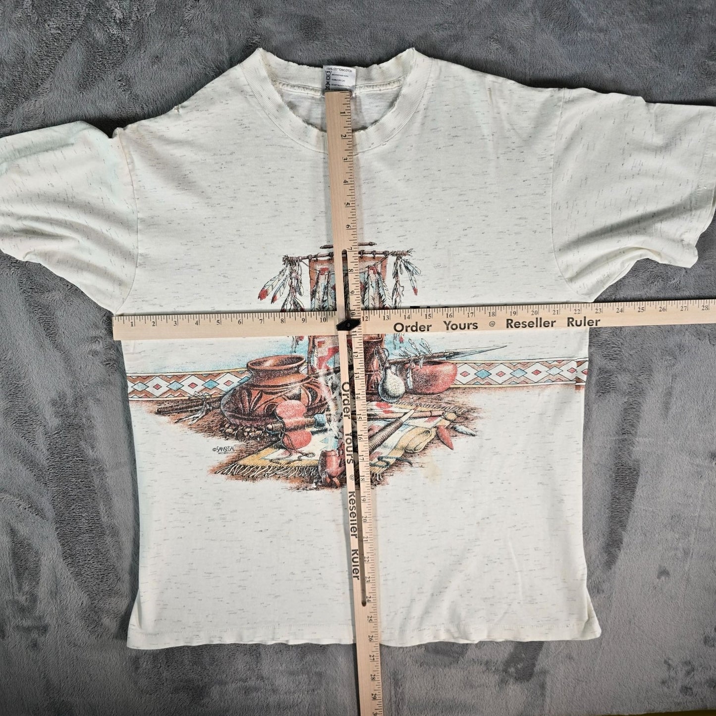 Vintage 1990s Oneita SanSegal Taos New Mexico Peace Pipe Graphic T-Shirt (L)
