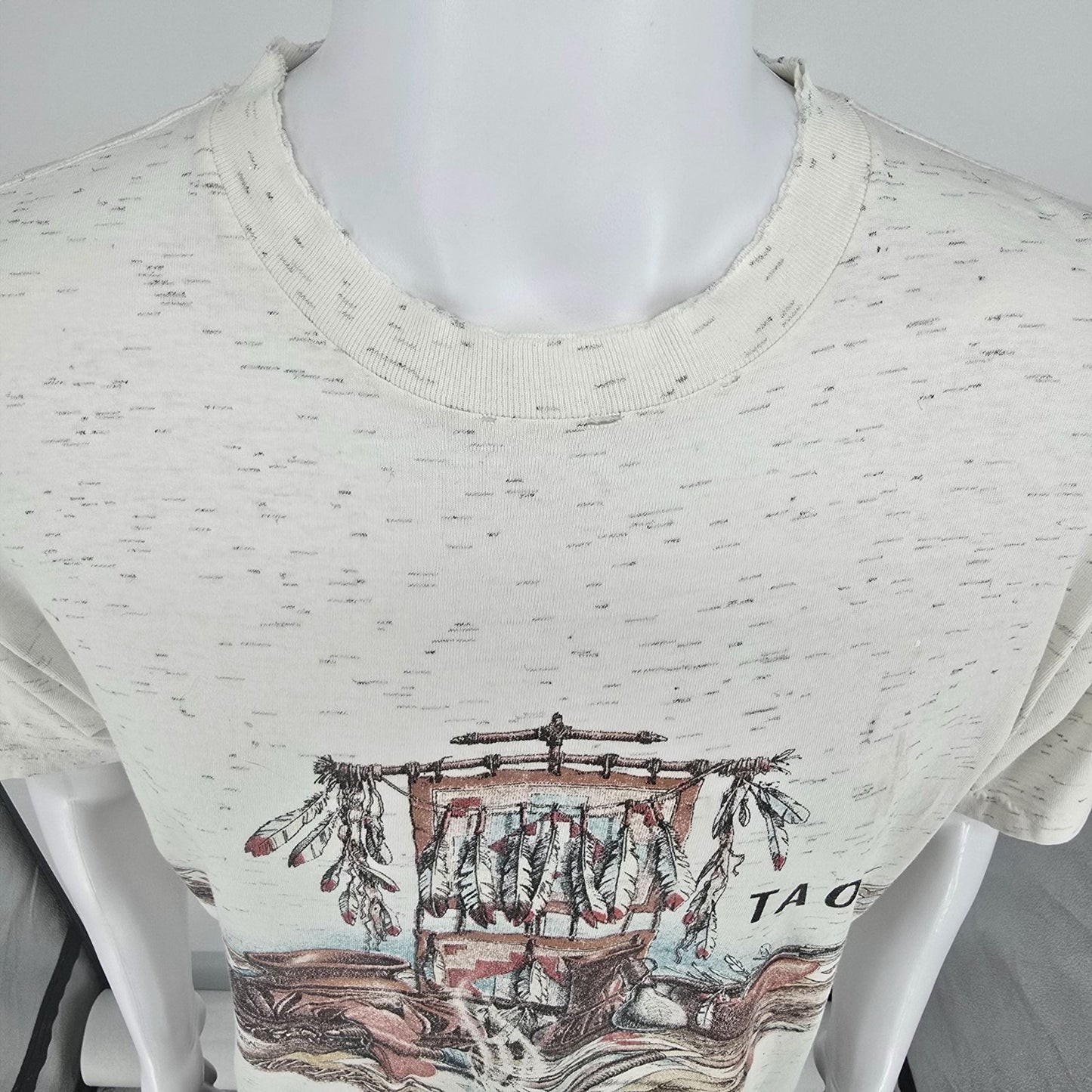 Vintage 1990s Oneita SanSegal Taos New Mexico Peace Pipe Graphic T-Shirt (L)