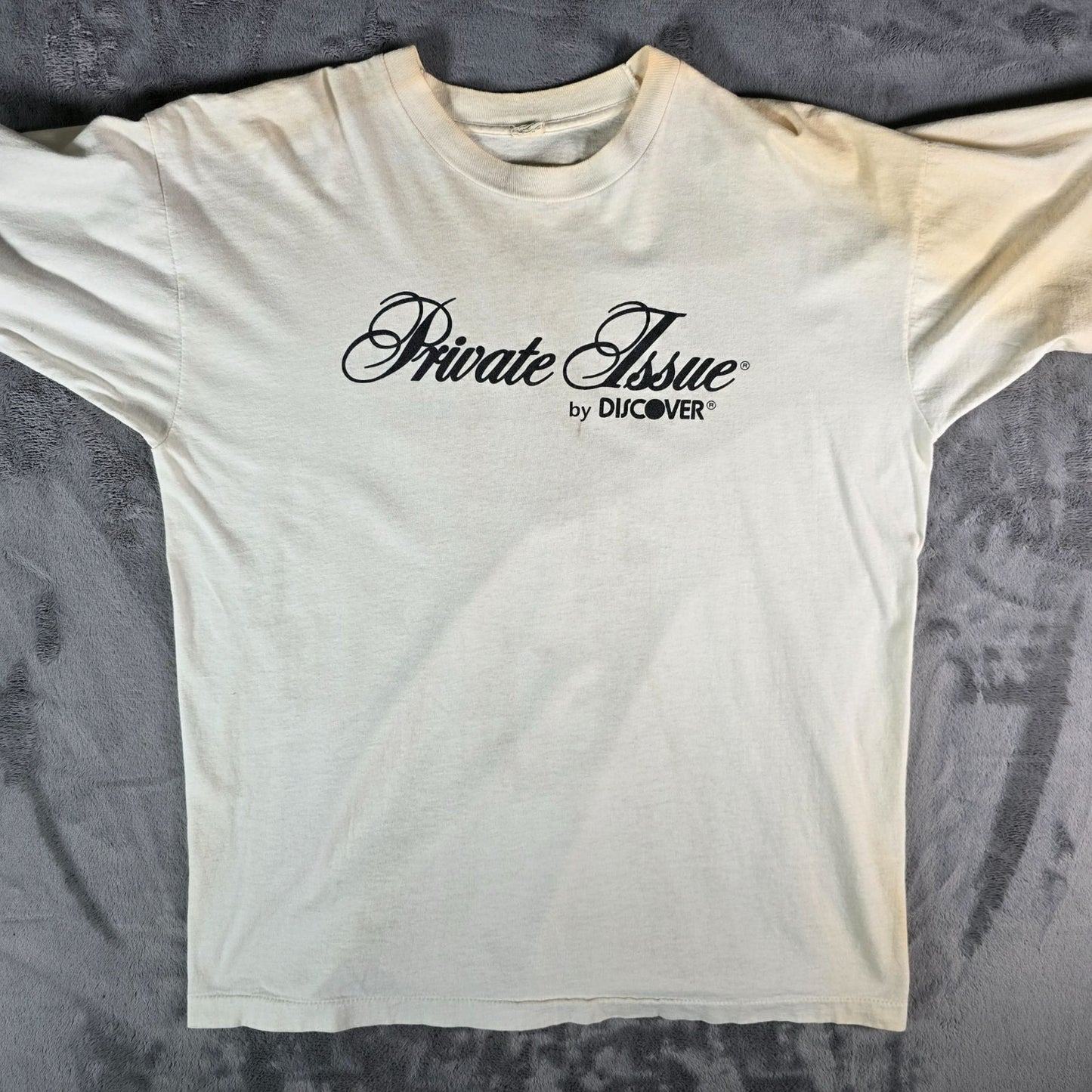 Distressed Vintage 1990s Private Issue by Discover Credit Card T-Shirt (L/XL)
