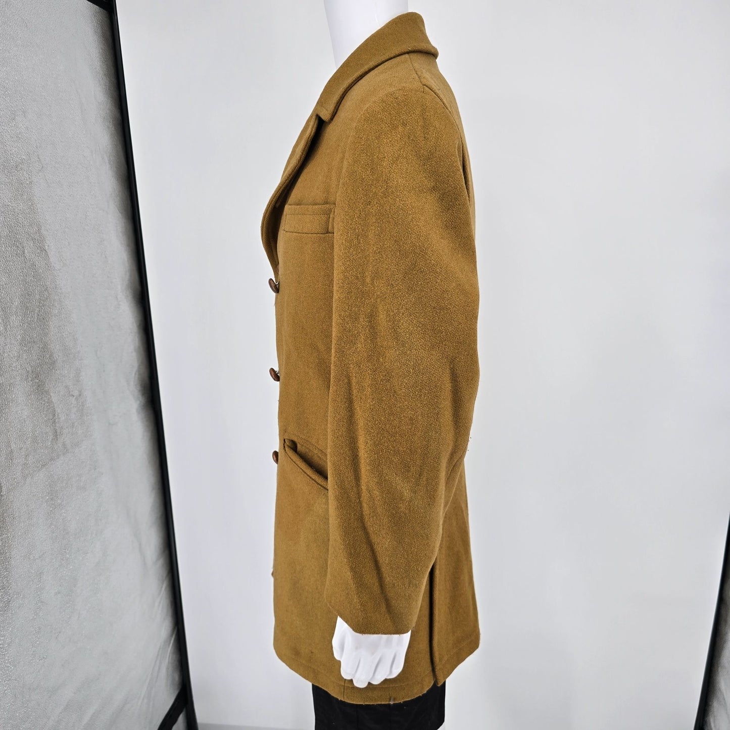 Distressed Vintage 1960s Mighty-Mac Out O' Gloucester Melton Wool Heavy Coat (M)