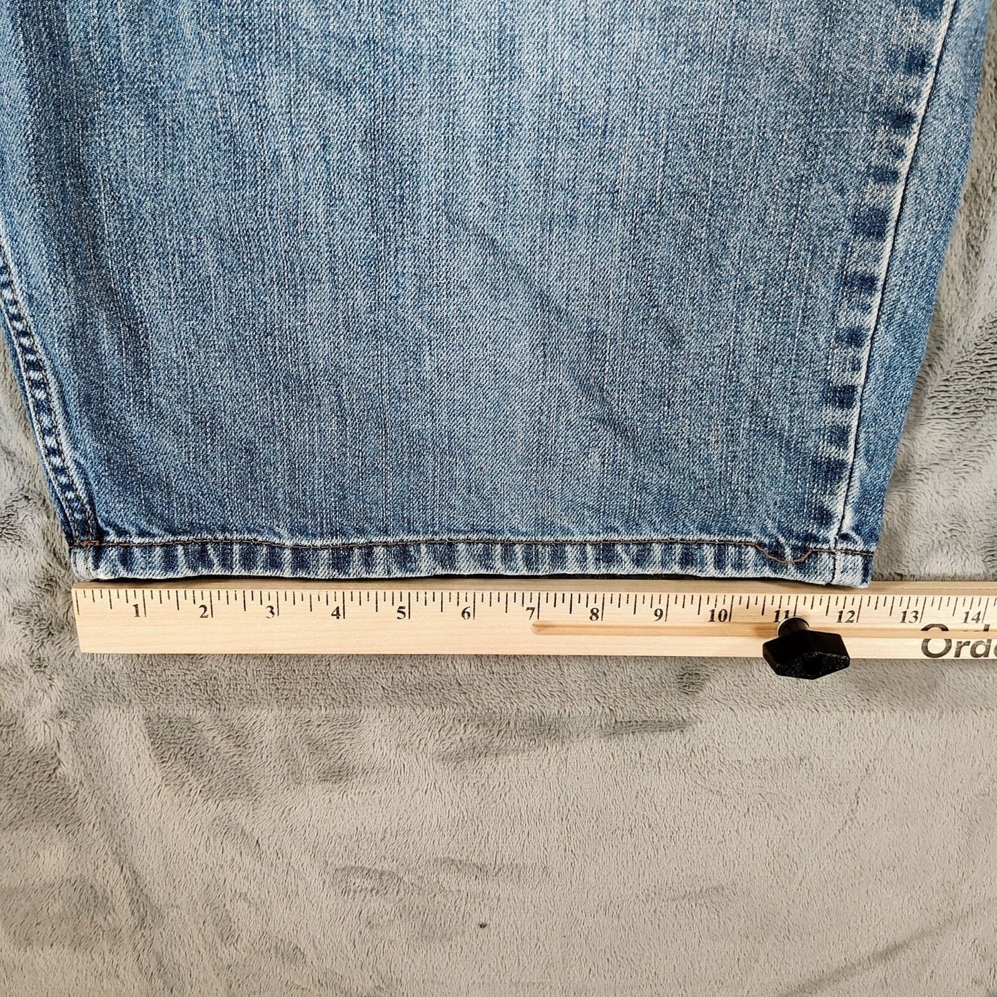 Old Navy 2009 Men's Loose Painter Blue Jean Denim Shorts (Size 36)