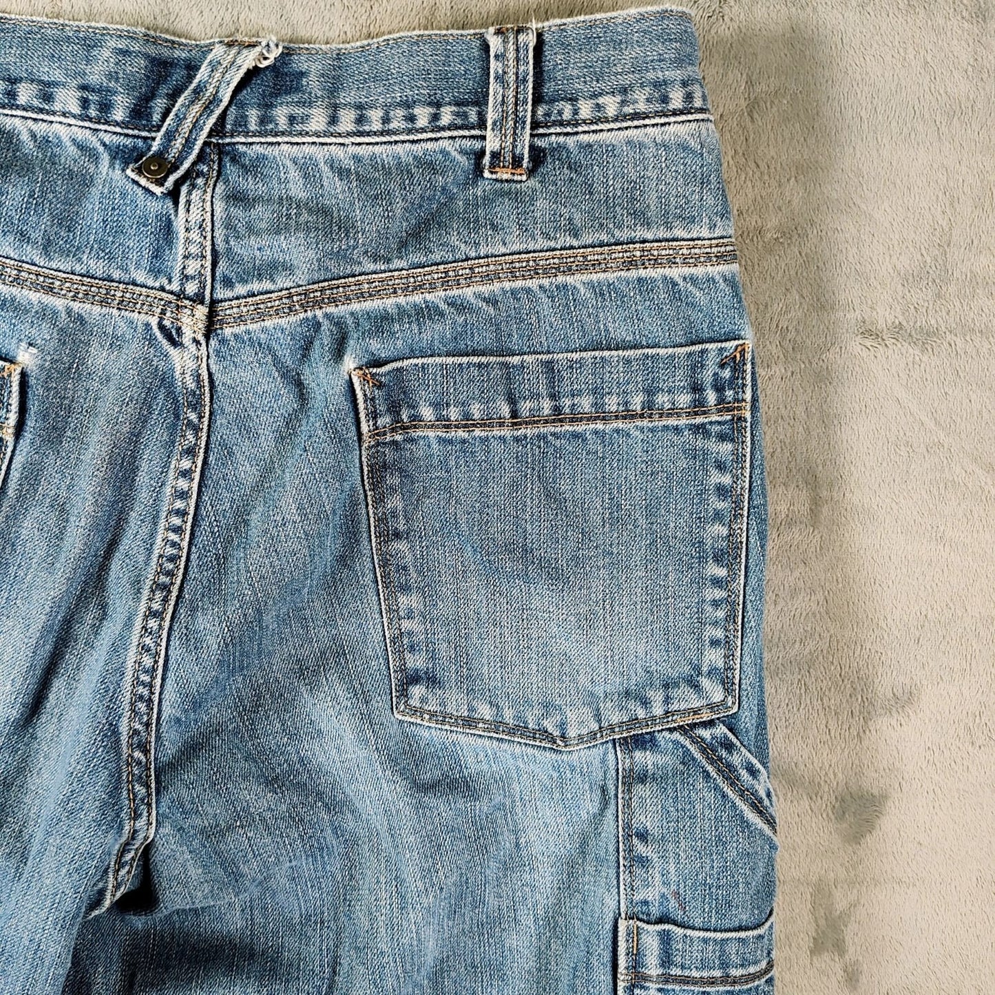 Old Navy 2009 Men's Loose Painter Blue Jean Denim Shorts (Size 36)
