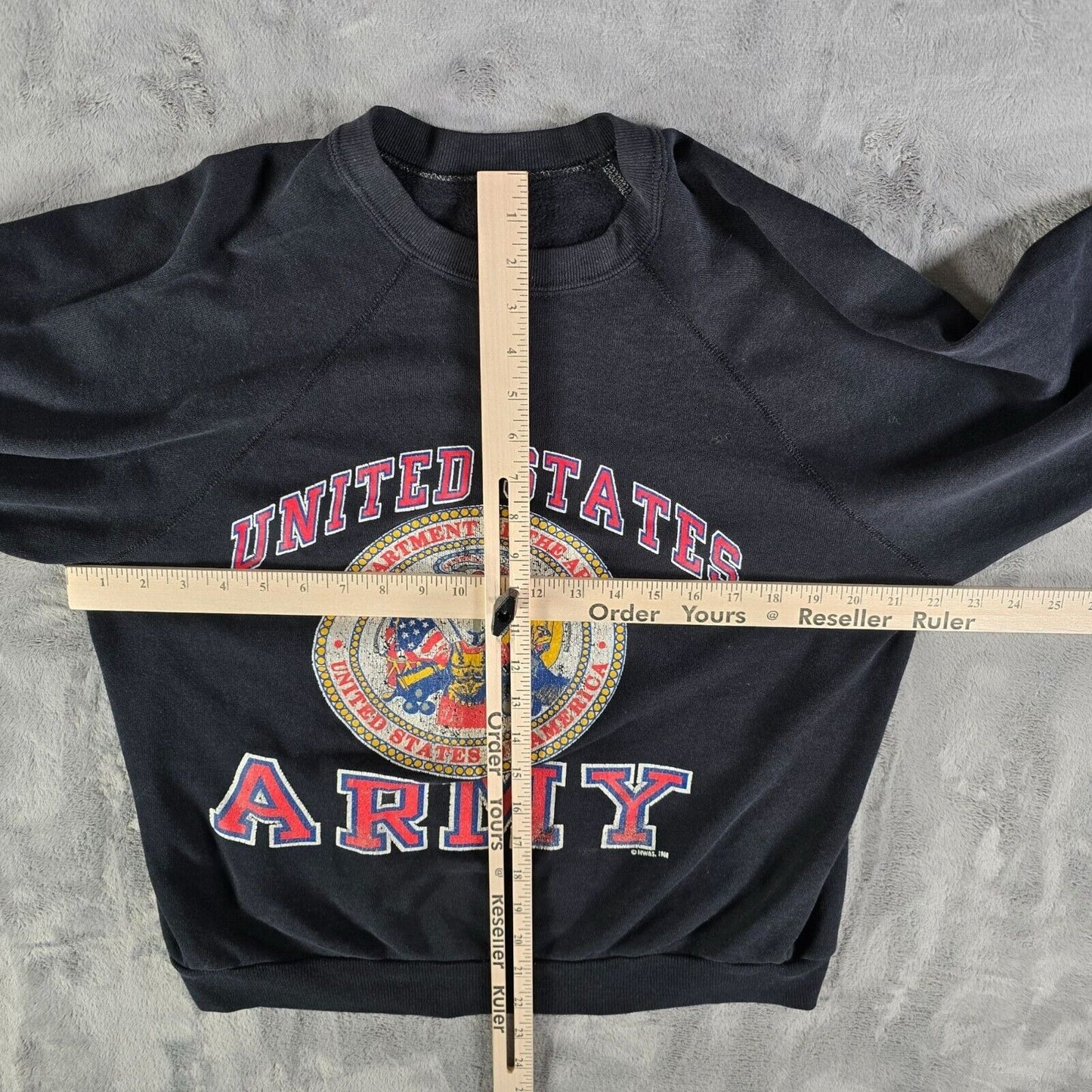 Vintage Late 1980s Distressed United States Army Emblem Black Sweatshirt (M)