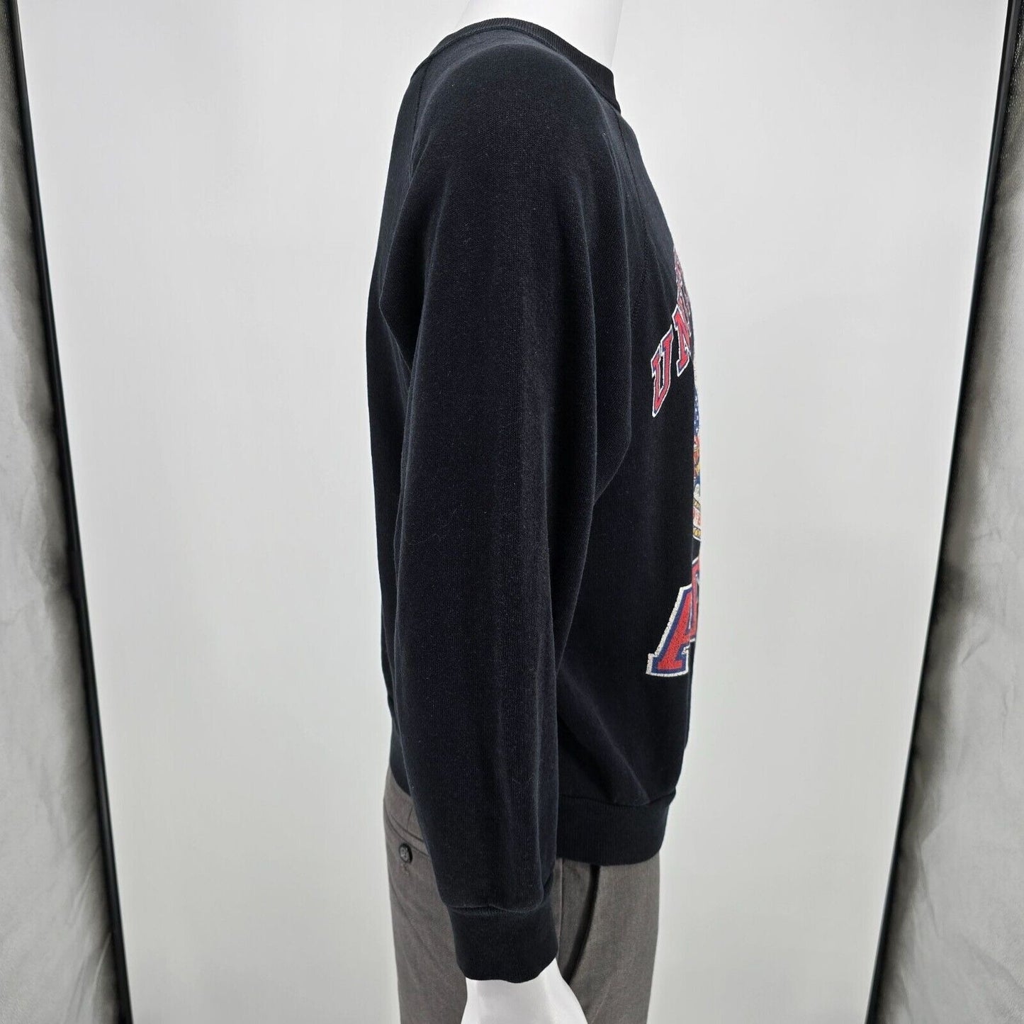 Vintage Late 1980s Distressed United States Army Emblem Black Sweatshirt (M)