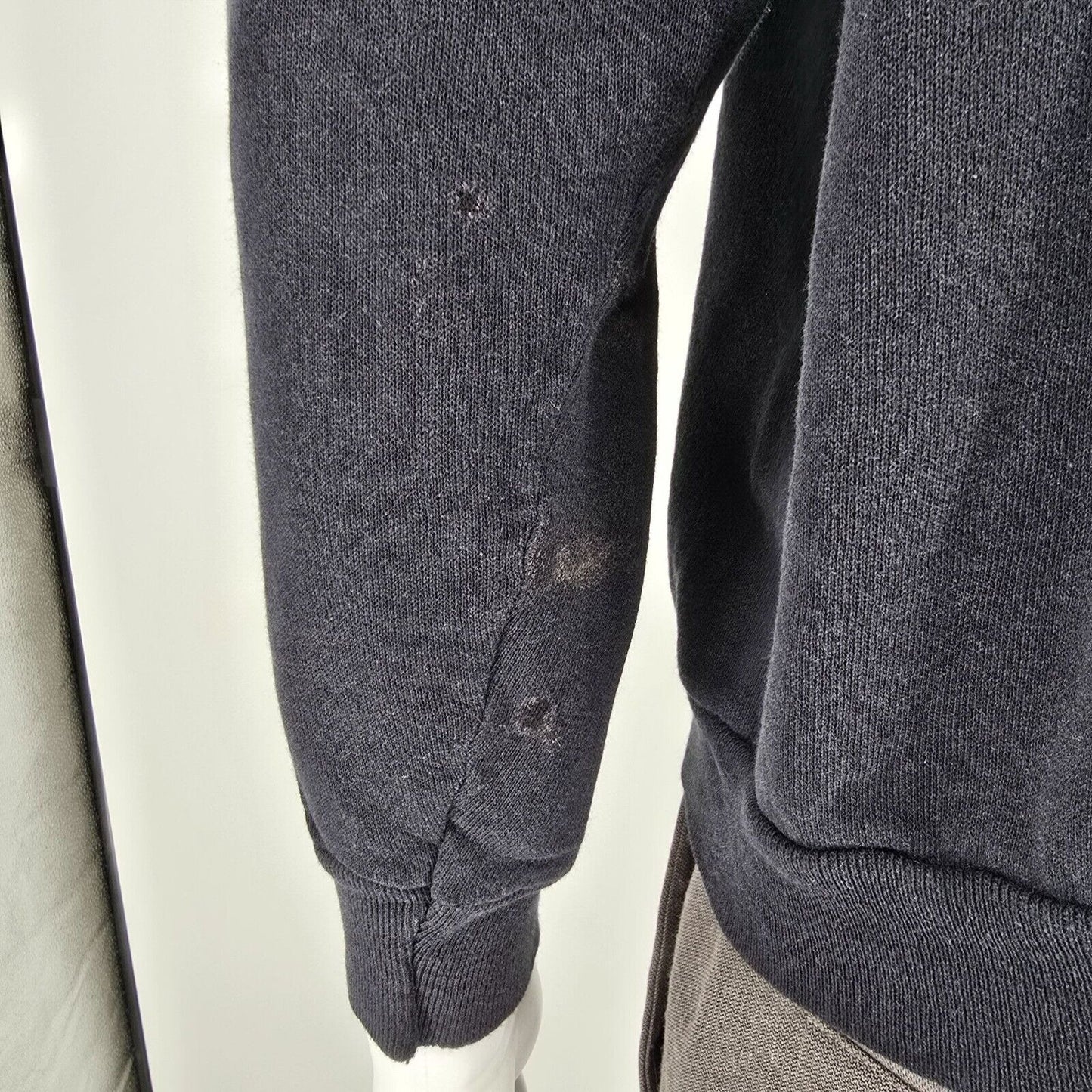 Vintage Late 1980s Distressed United States Army Emblem Black Sweatshirt (M)