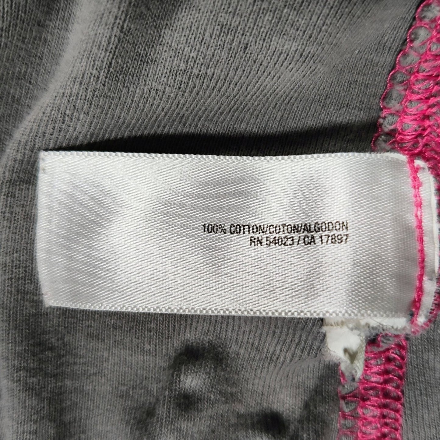 Old Navy 2012 Womens Long Sleeve Gray Cotton Top W/ Pink Stitching (S) *Flawed*