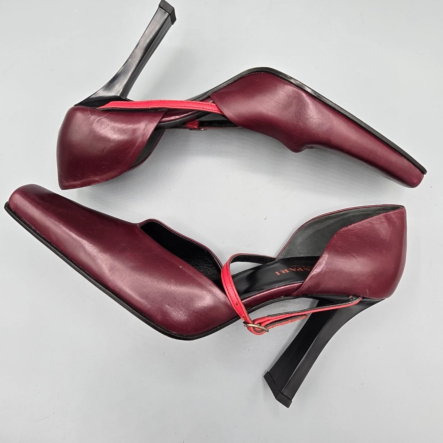 Vintage Deadstock Y2K Pari & Pari Bordeaux Instep-Strap Pumps (EU 37/ US 6.5)