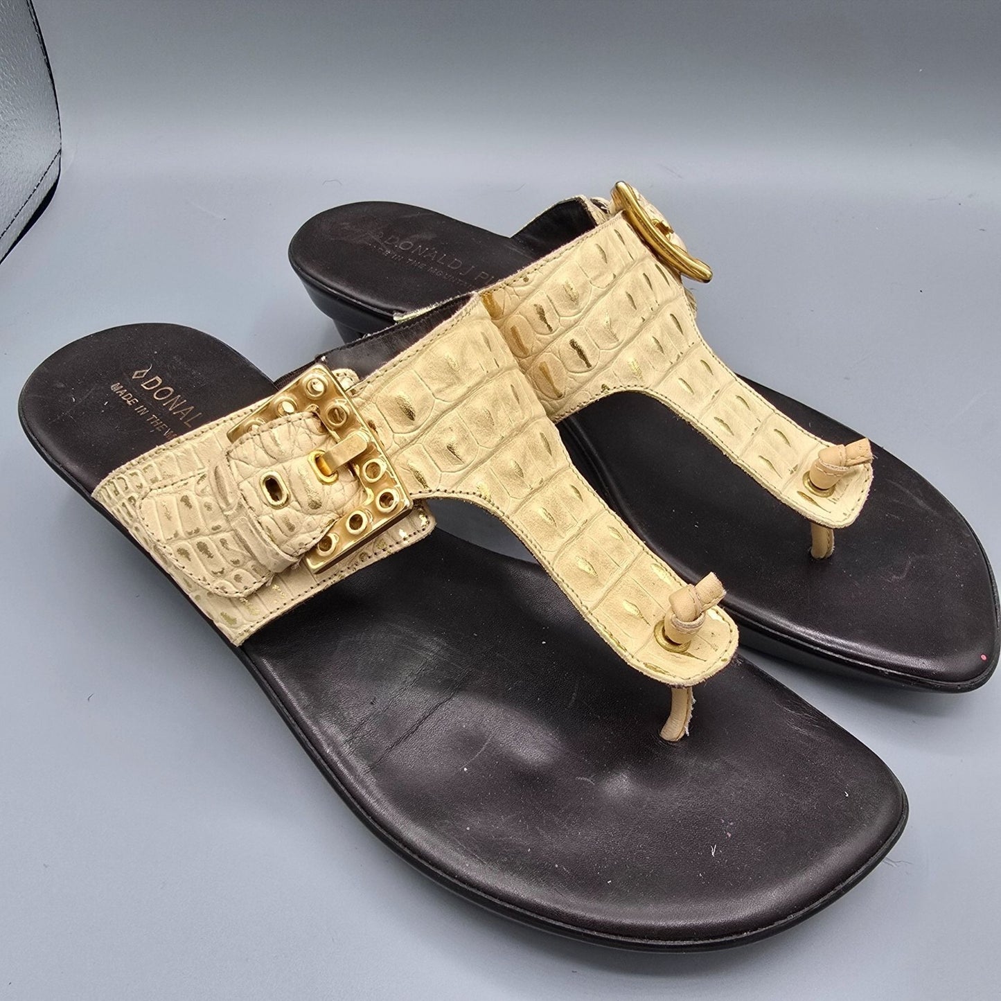 Donald J Pliner Women's Made in Italy Beige Croc Embossed Leather Sandals (10M)