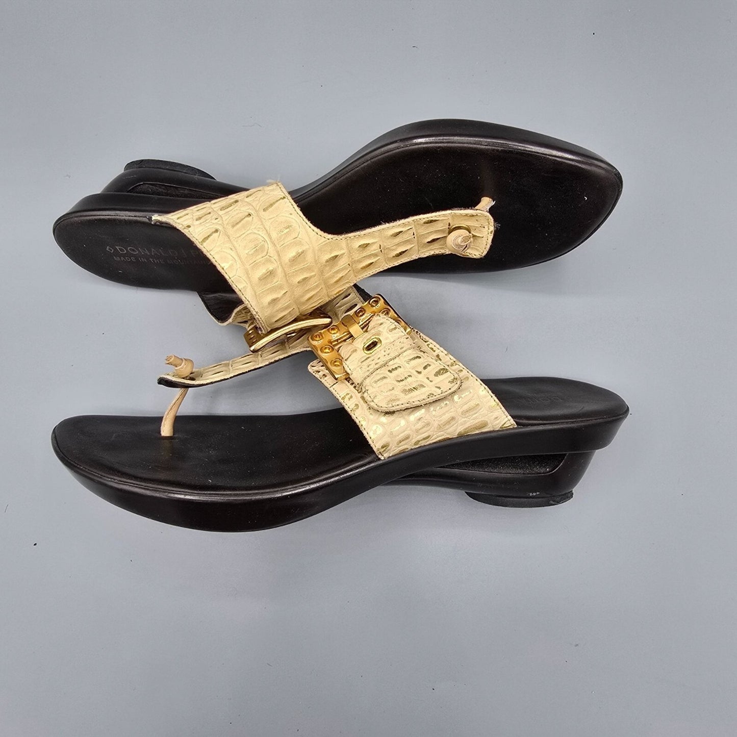 Donald J Pliner Women's Made in Italy Beige Croc Embossed Leather Sandals (10M)