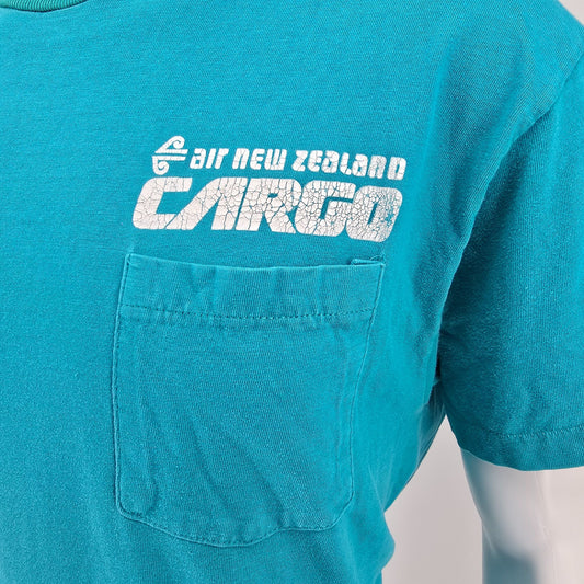 Vintage 1990s Hanes Beefy-T New Zealand Cargo Employee Pocket T-Shirt (L)