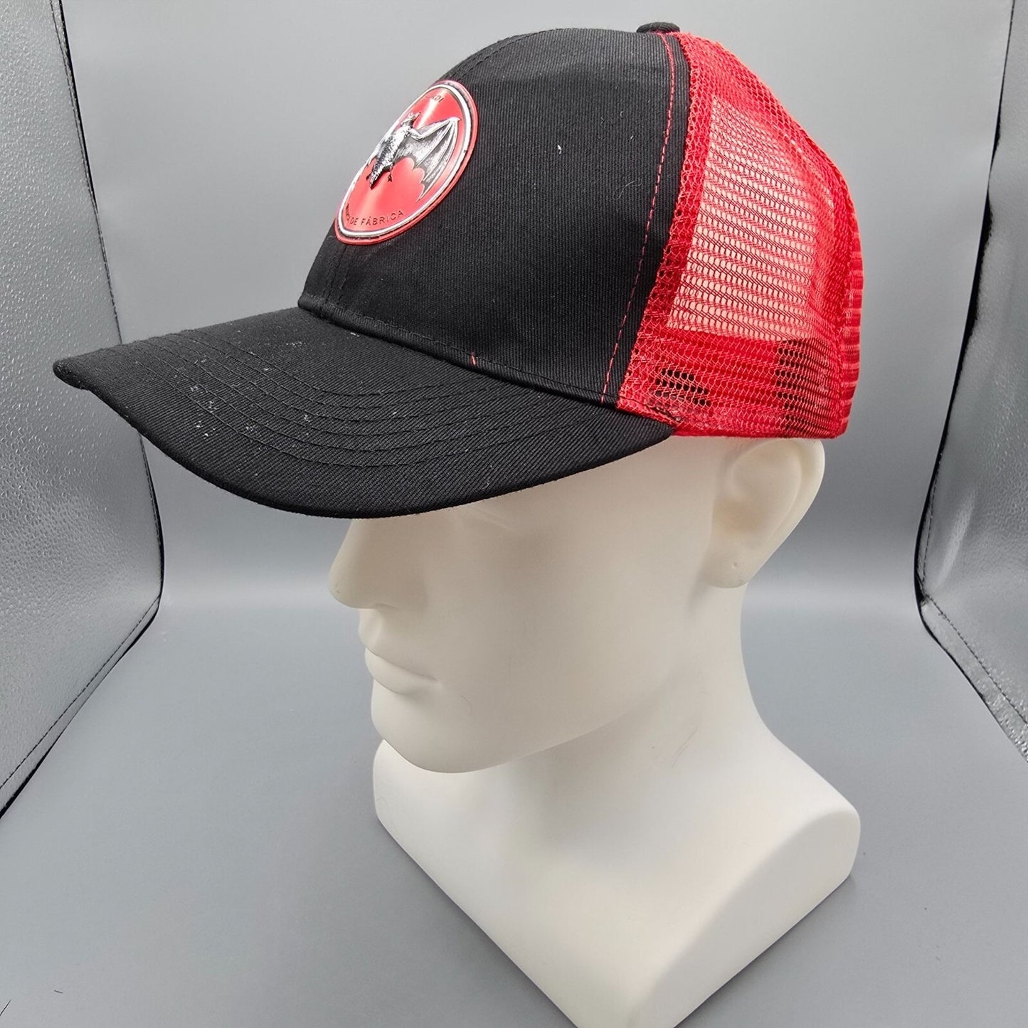 Bacardi Marca De Fabrica Bat Logo Red & Black Mesh Snapback Hat *Fair Condition