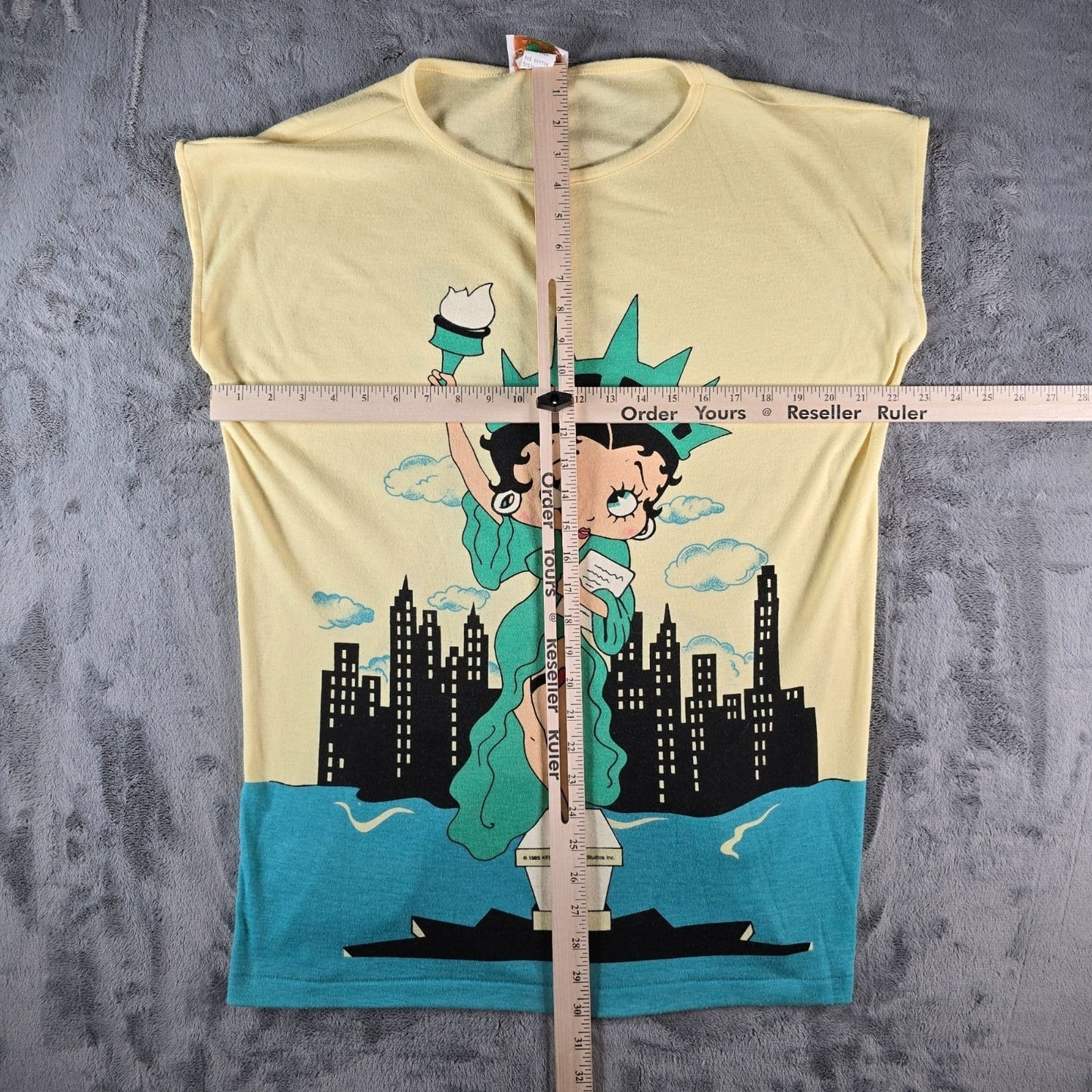 Vintage 1980s B.J. Frog Betty Boop Statute of Liberty All Over Print T-Shirt (L)