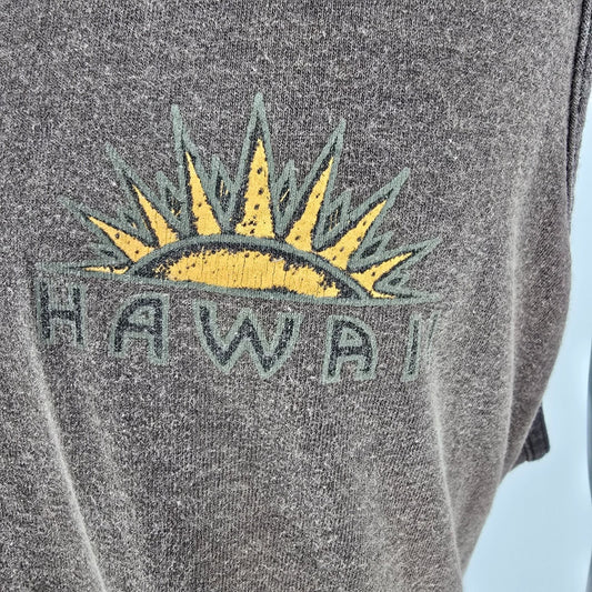 Vintage Y2K AAA Hawaiian Island Map Faded Brown Tourist Souvenir Tank Top (2XL)