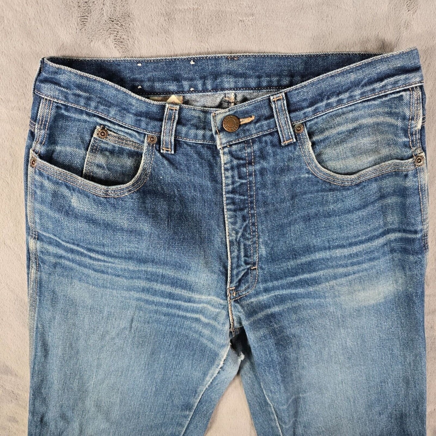 Vintage Early 1980s Calvin Klein Mens Distressed Straight Leg Blue Jeans (29x33)