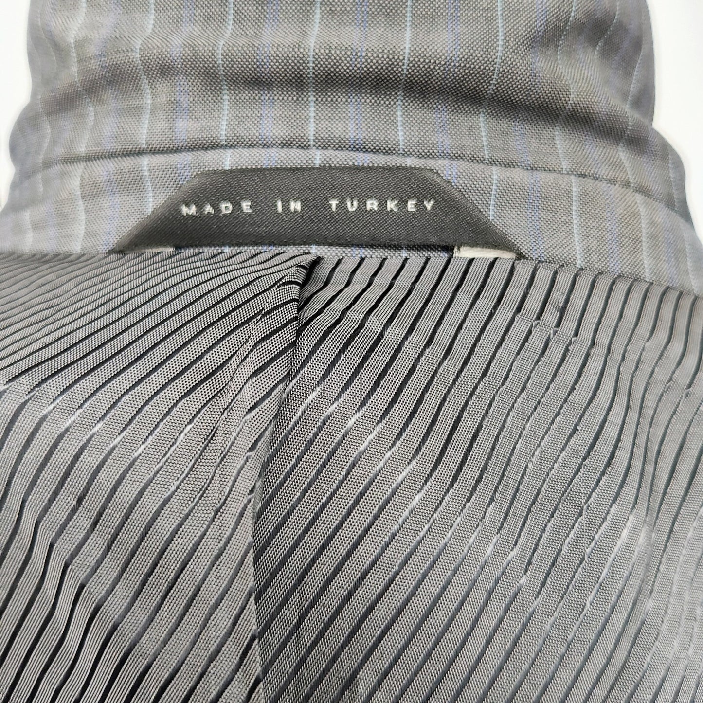 Boss Hugo Boss The James4/Sharp6 Gray with Blue Chalk Stripes Suit Jacket (38R)