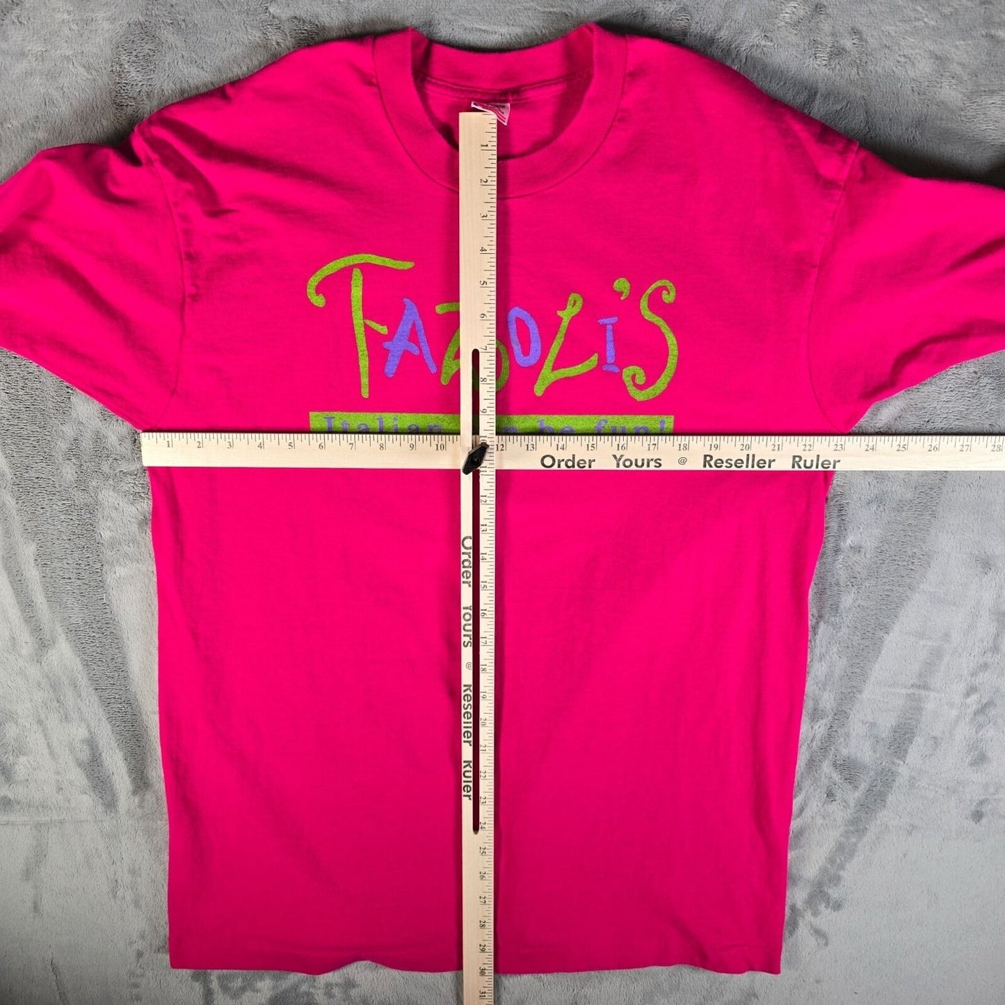 Vintage 1990s Fazoli's "Italian can be fun!" Single Stitch Fuschia T-Shirt (XL)