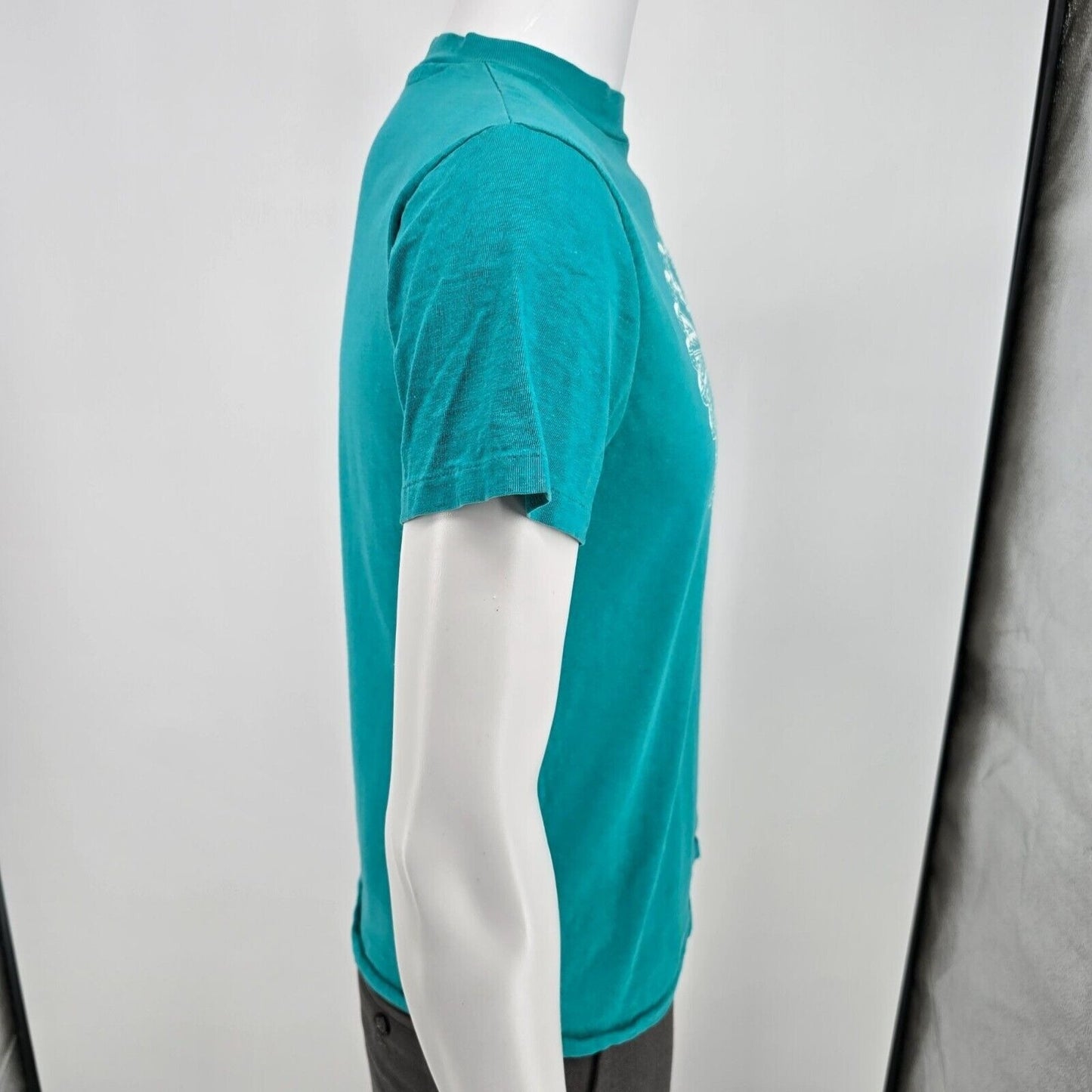 Vintage 1980s Single Stitch Hanes Beefy-T Hopi Sun Shield Teal T-Shirt (XS/S)