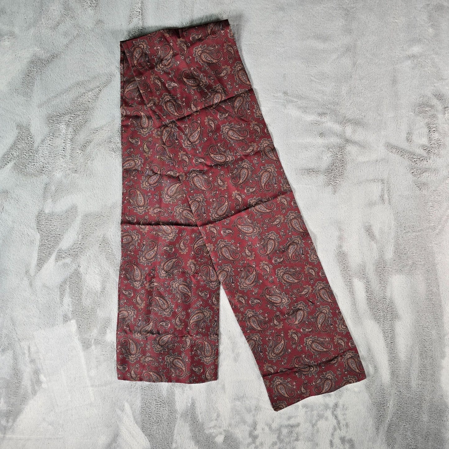 Vintage 1980s Jofeld Burgundy Double-Breasted Wool Blend Coat with Scarf (M)