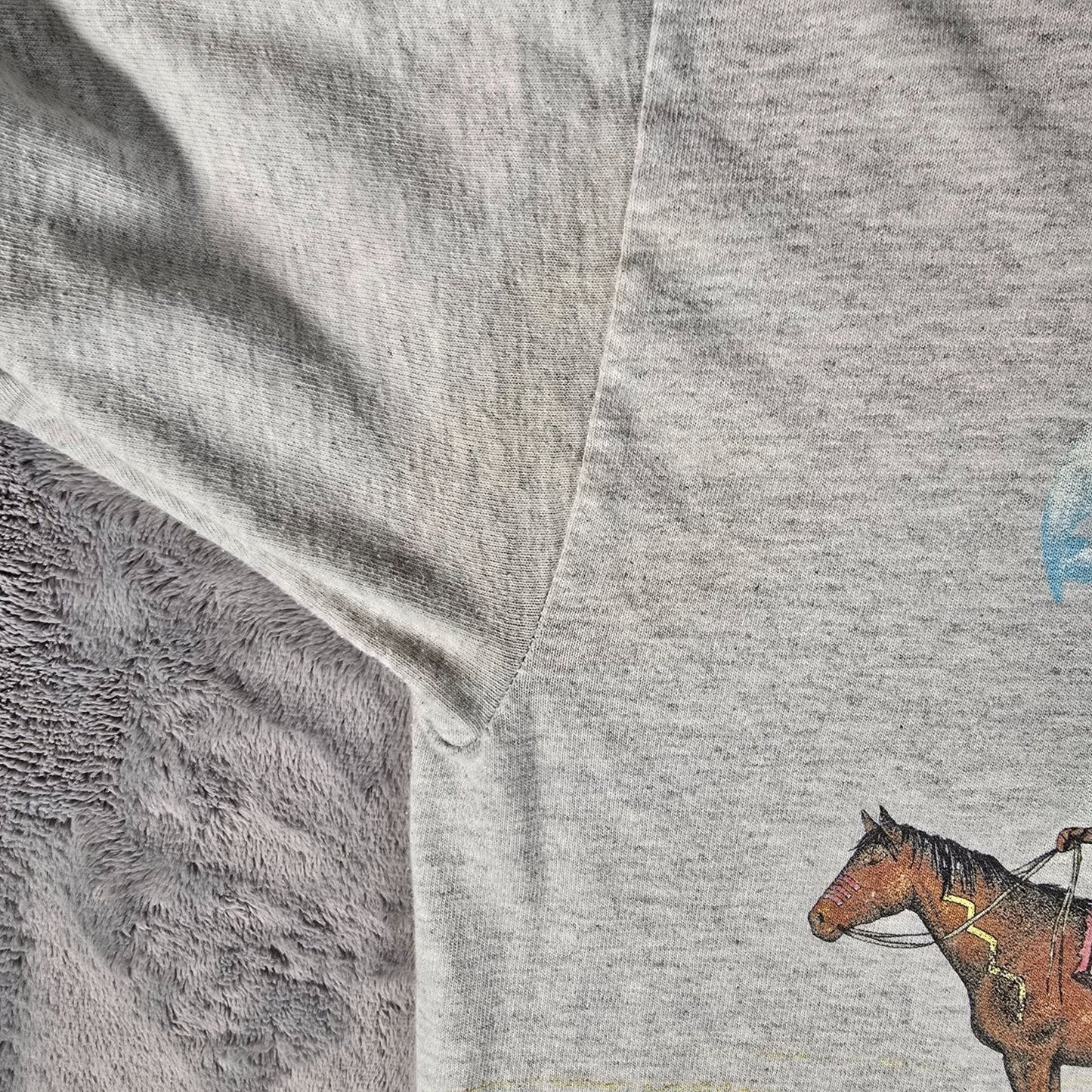 Distressed Vintage 1990s Habitat Native American Spirit Eagle Gray T-Shirt (L)