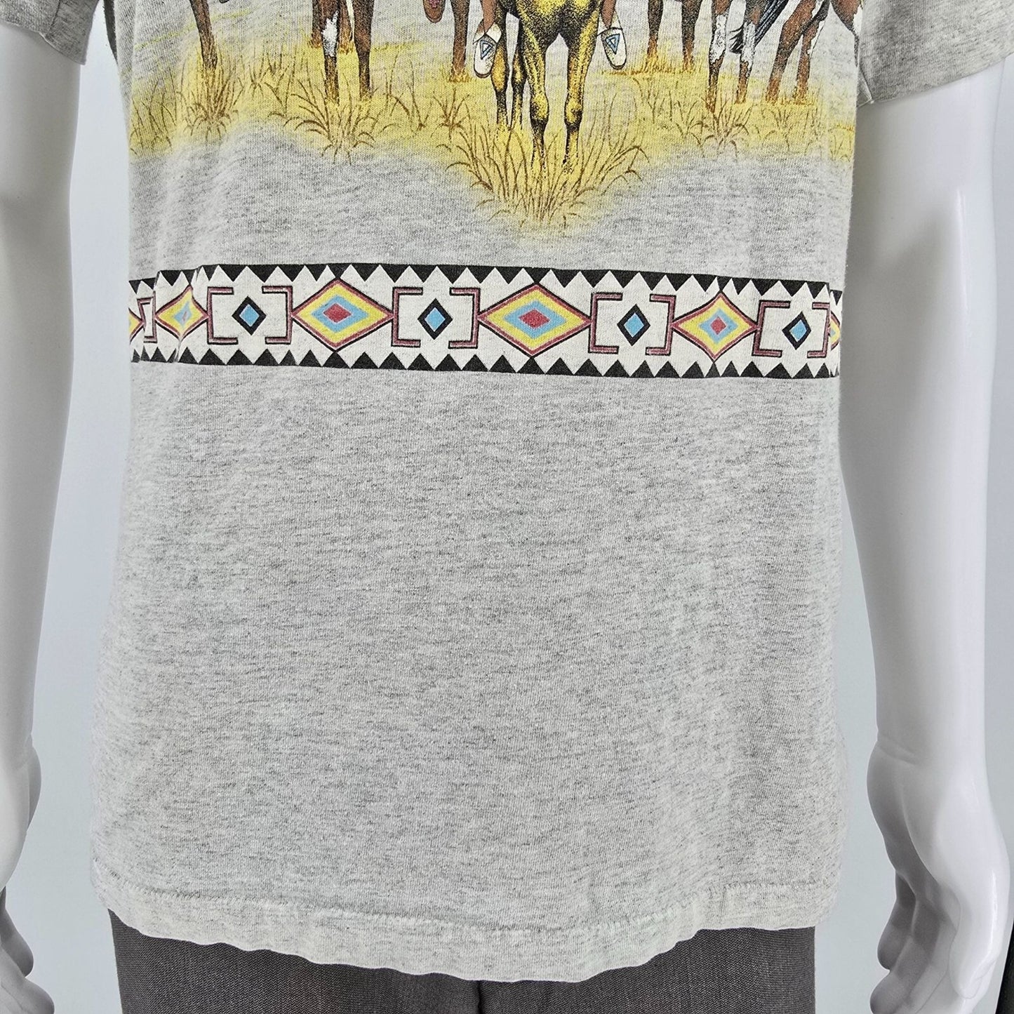 Distressed Vintage 1990s Habitat Native American Spirit Eagle Gray T-Shirt (L)