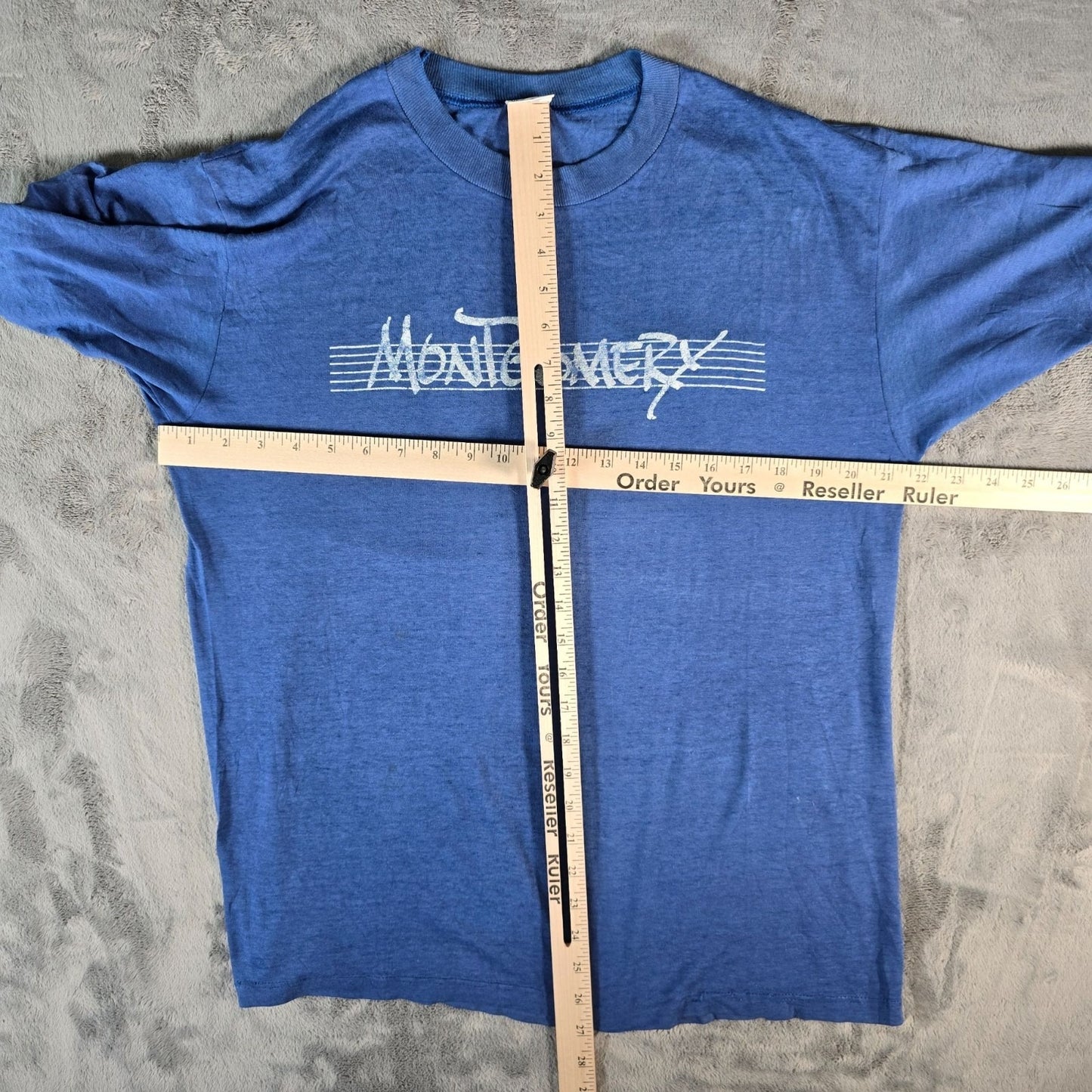 Vintage 1980s Velva Sheen Montgomery Script Logo Soft & Thin Blue T-Shirt (L)