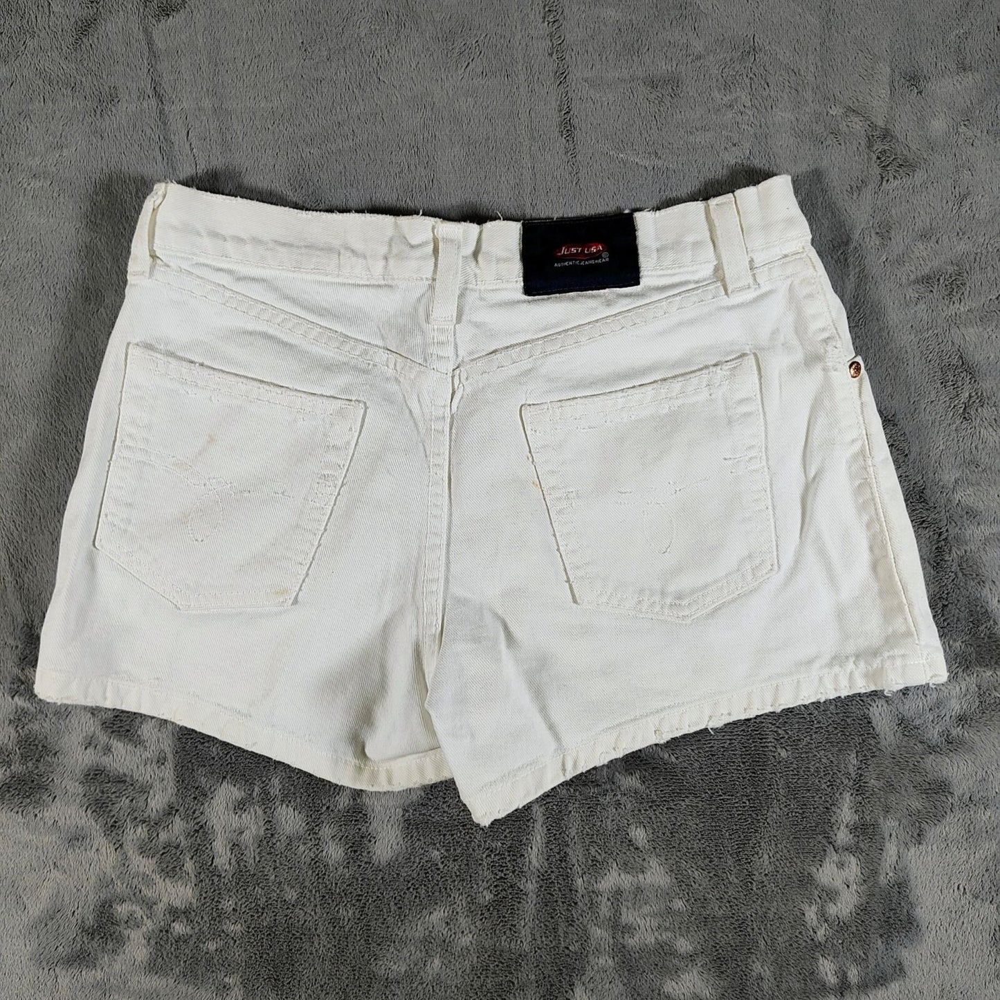 Just USA Authentic Jeanswear Women's White Denim Shorts (M) *Fair Condition*