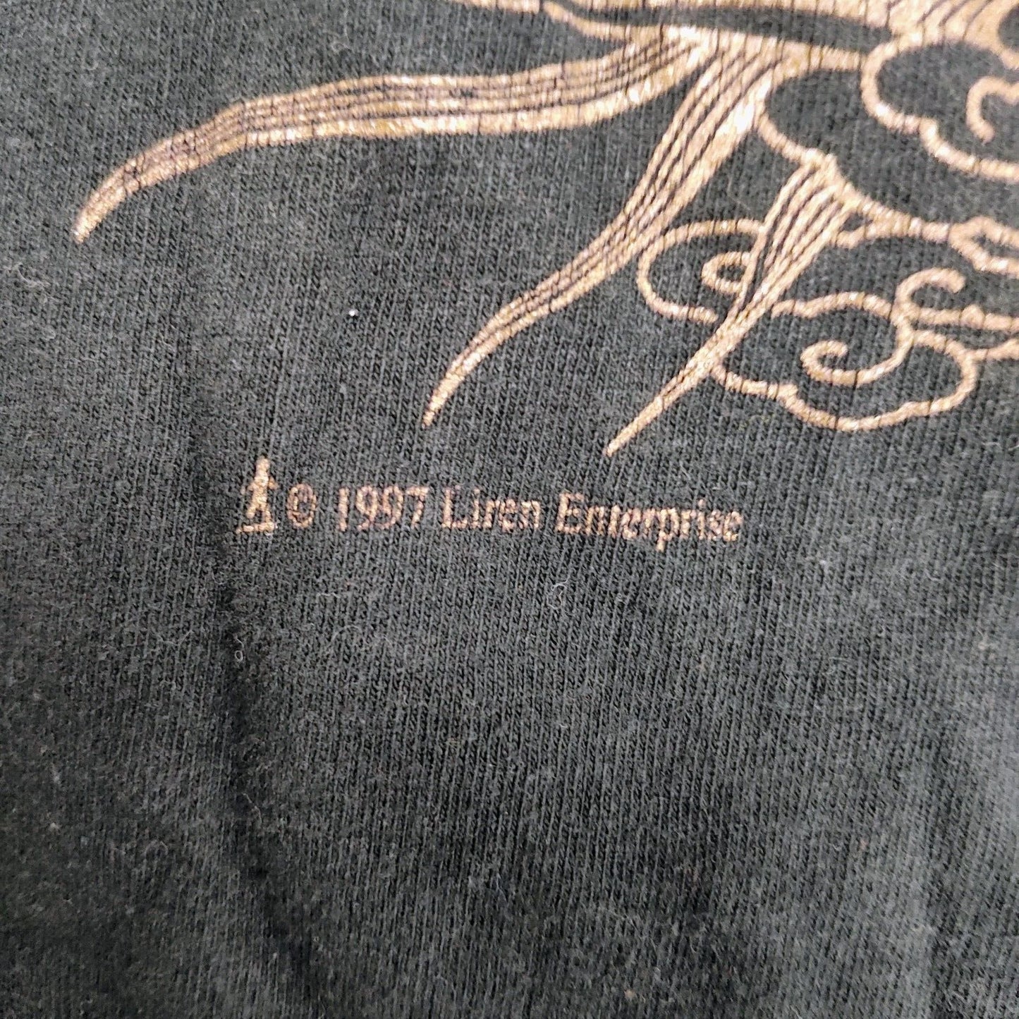 Vintage Late 1990s Early 2000s Liren Dragon Black & Gold Graphic T-Shirt (M)