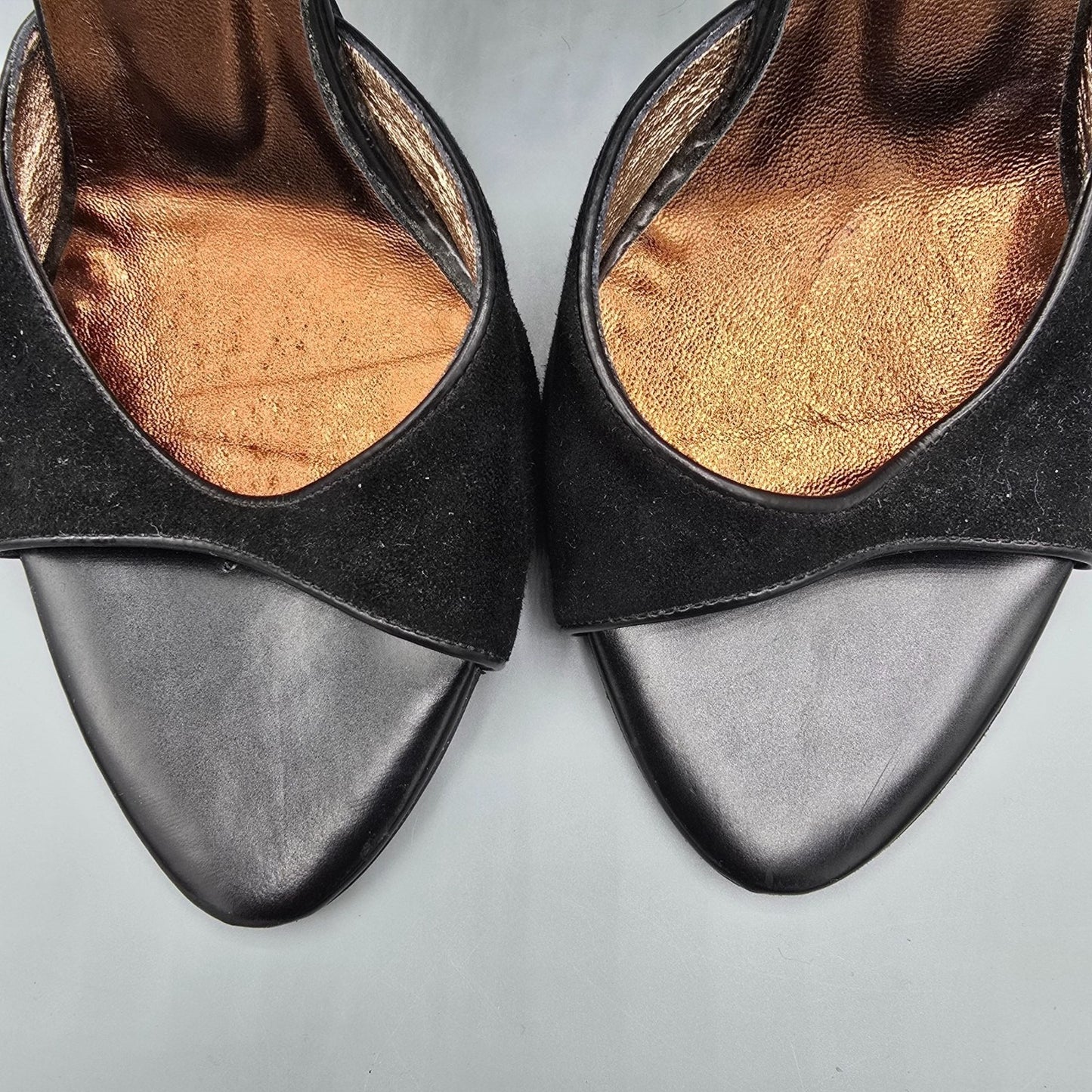 2000s Kenneth Cole New York "Two 2 Tango" Made in Italy D'Orsay Heels (8.5M)