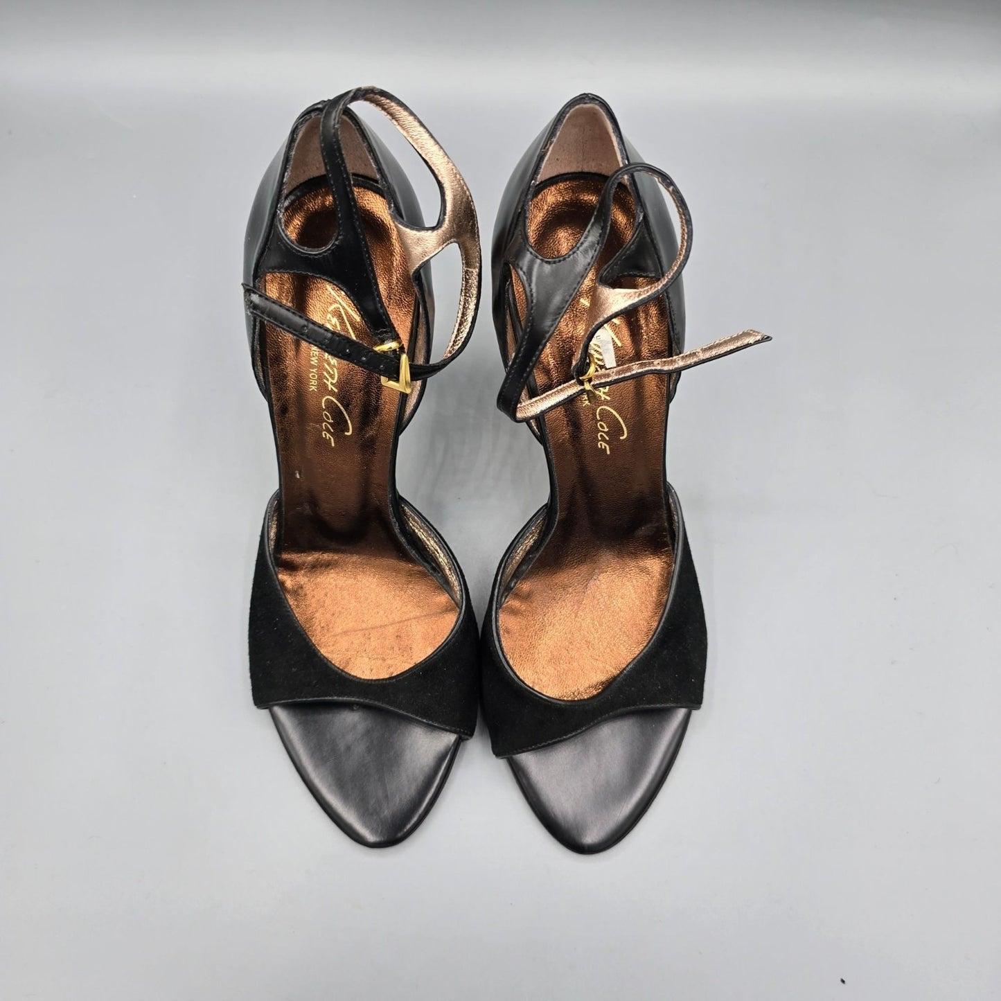2000s Kenneth Cole New York "Two 2 Tango" Made in Italy D'Orsay Heels (8.5M)