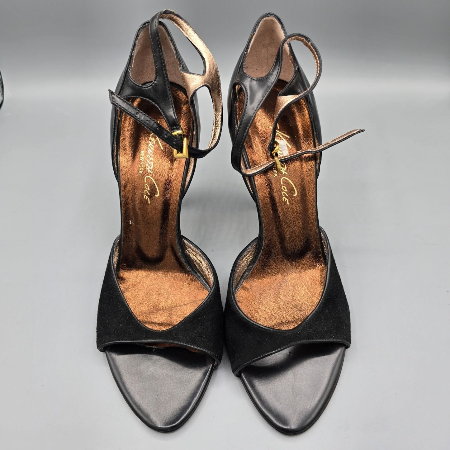 2000s Kenneth Cole New York "Two 2 Tango" Made in Italy D'Orsay Heels (8.5M)
