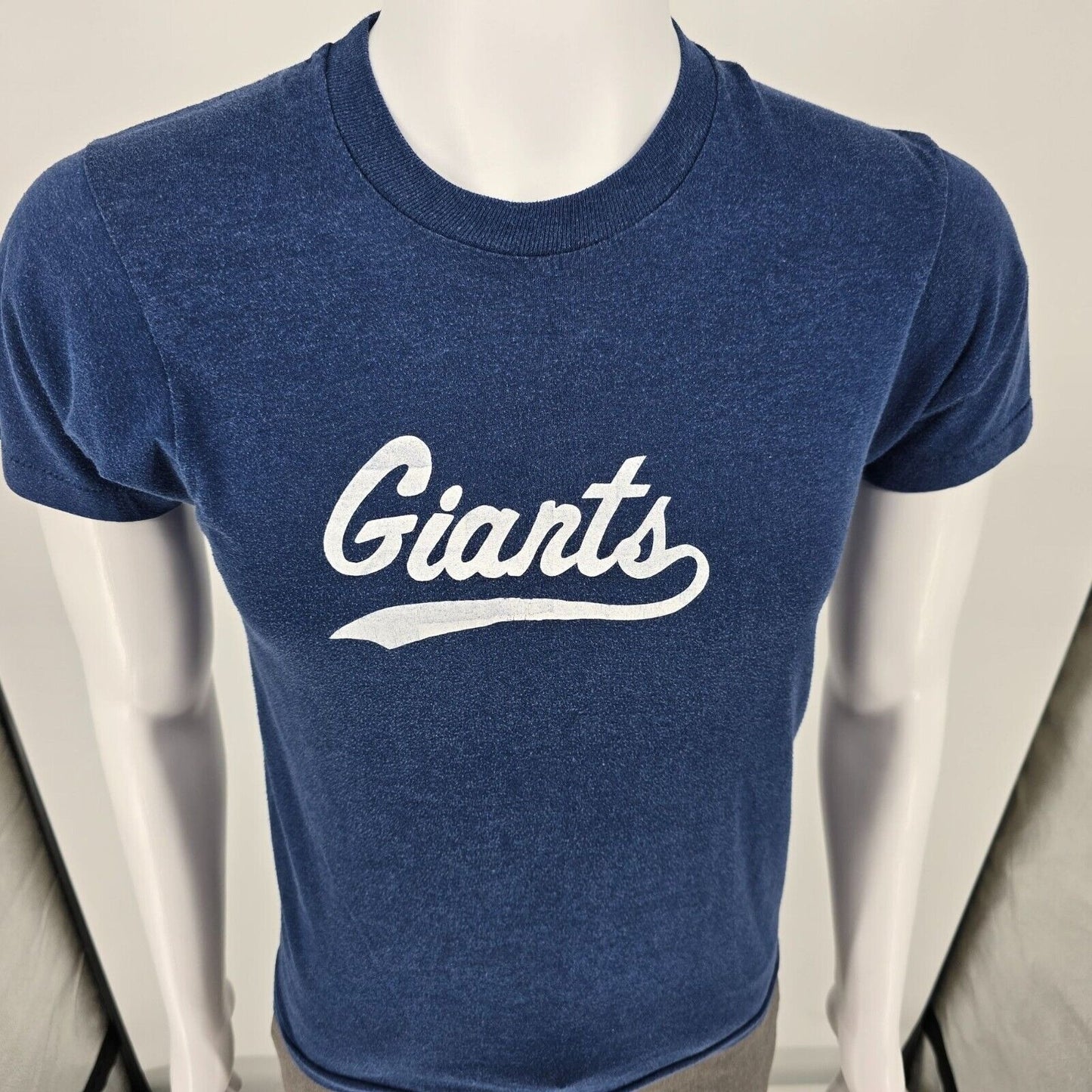 Vintage 1980s Screen Stars Made in Canada Giants 15 Single Stitch T-Shirt (XS)
