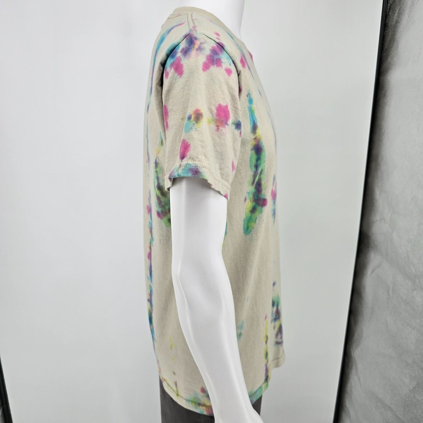 Vintage Y2K/2000s Walt Disney World Beige All Over Tie-Dye Pattern T-Shirt (M)