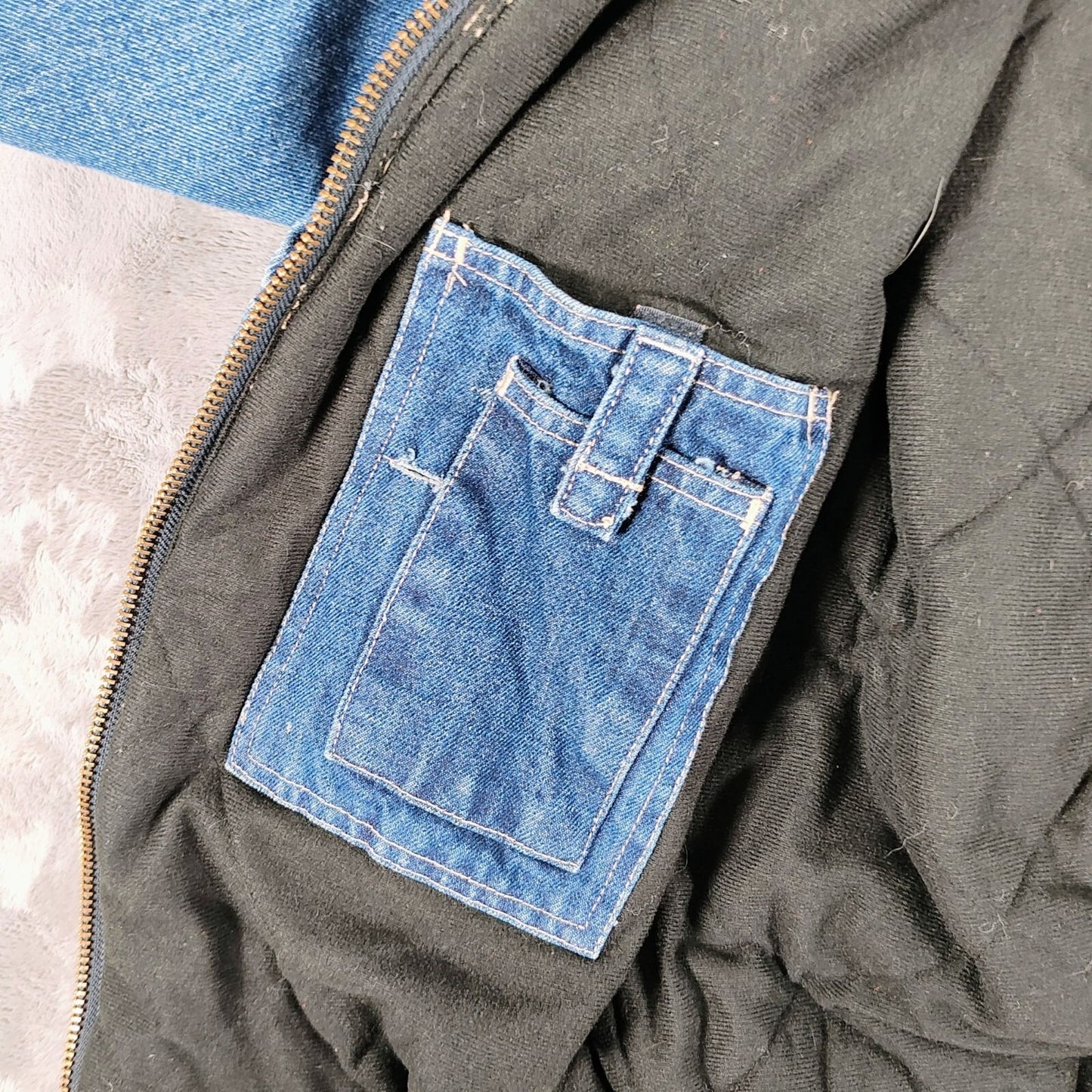 Berne Workwear "Colorado Commercial Roofing" Insulated Denim Jacket (Large)