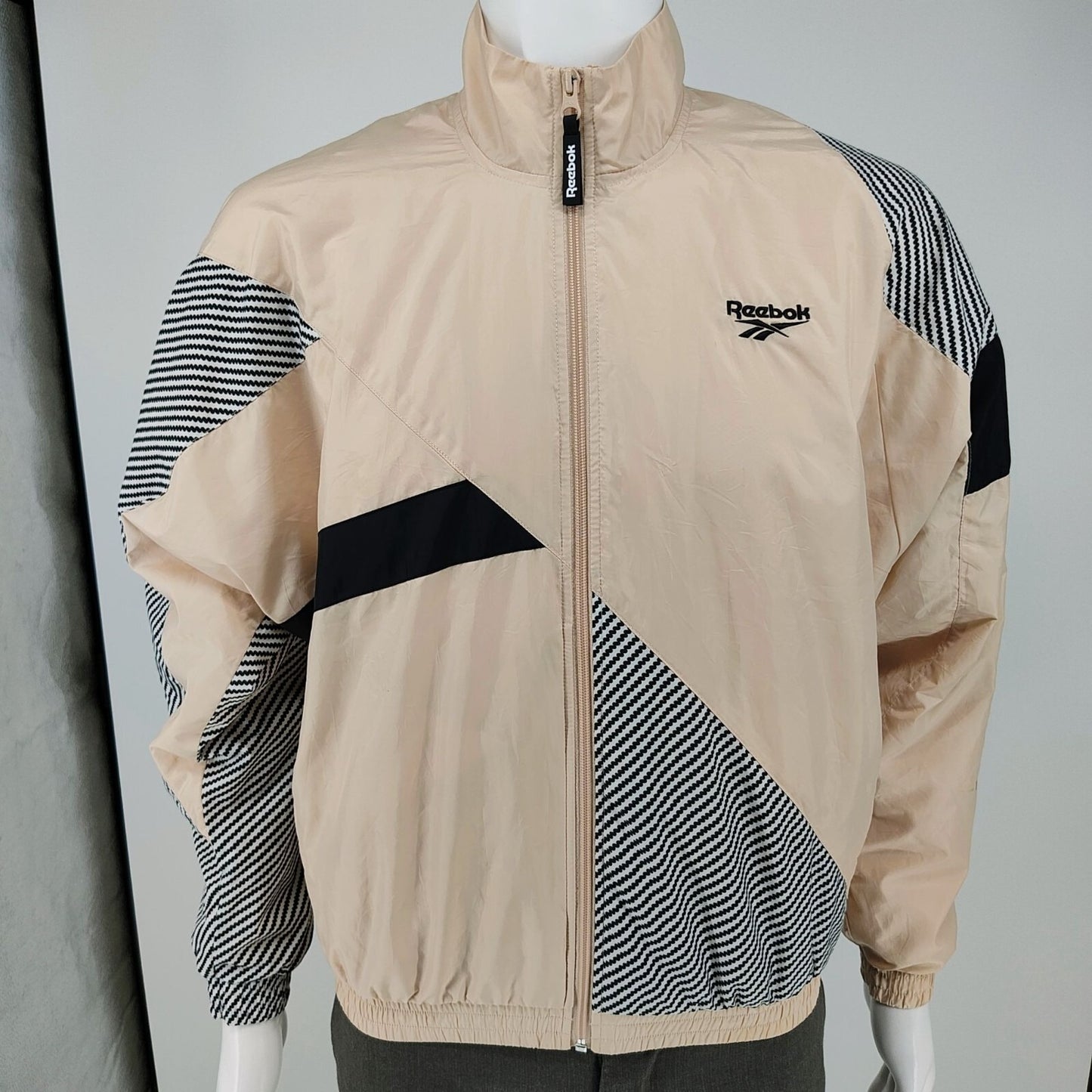 Reebok Classic Women's Black and Buff EB5071 Zip-Up Windbreaker Track Jacket (M)