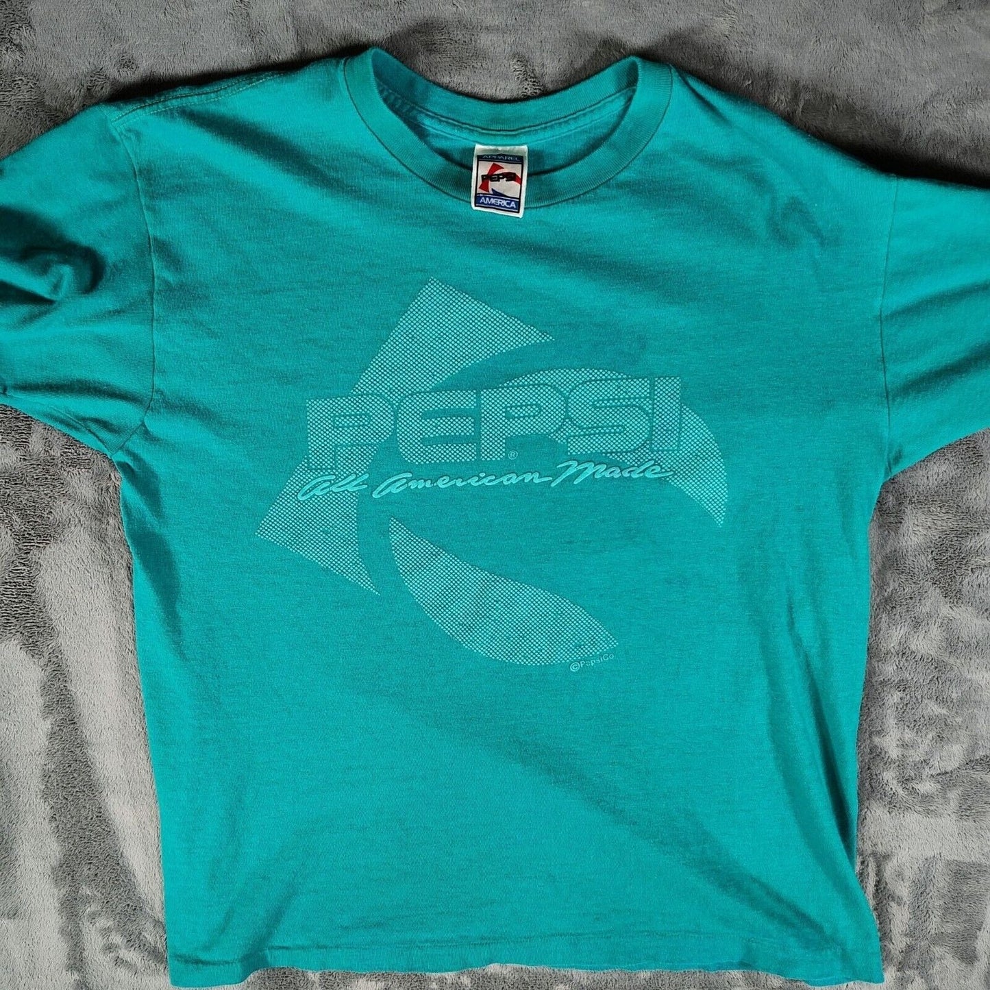 Vintage 1980s Pepsi Apparel America "All American Made" Raised Print T-Shirt (L)