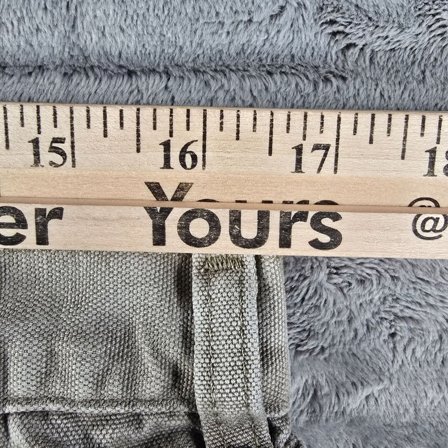 Vintage Y2K Carhartt B11 Men's Loose Fit Washed Duck Utility Work Pants (33x31)