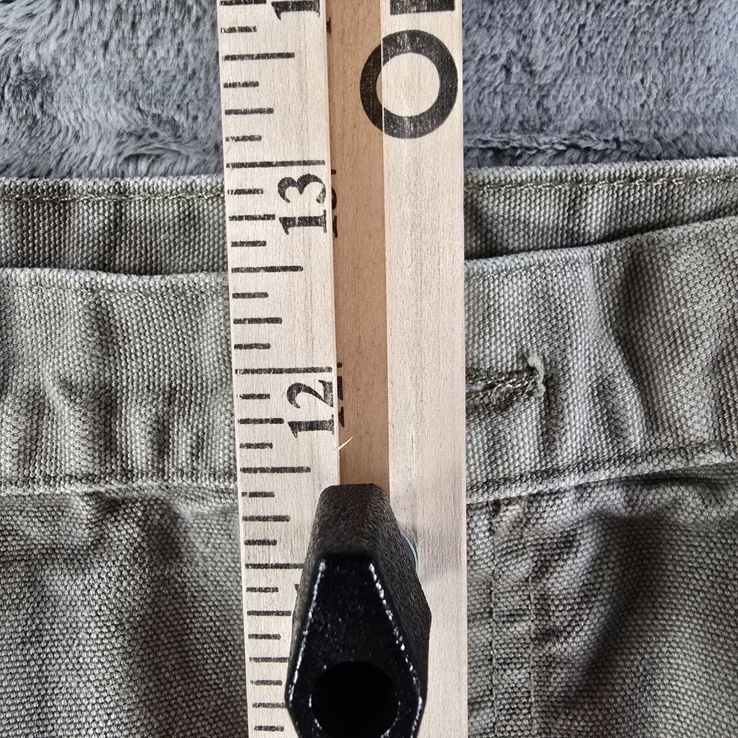 Vintage Y2K Carhartt B11 Men's Loose Fit Washed Duck Utility Work Pants (33x31)