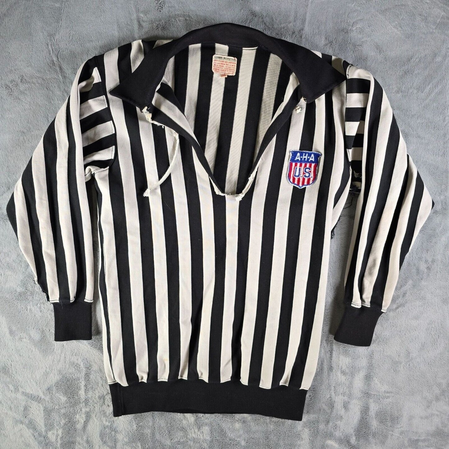 Vintage 1960s Amateur Hockey Associate of the United States Referee Jersey (M)