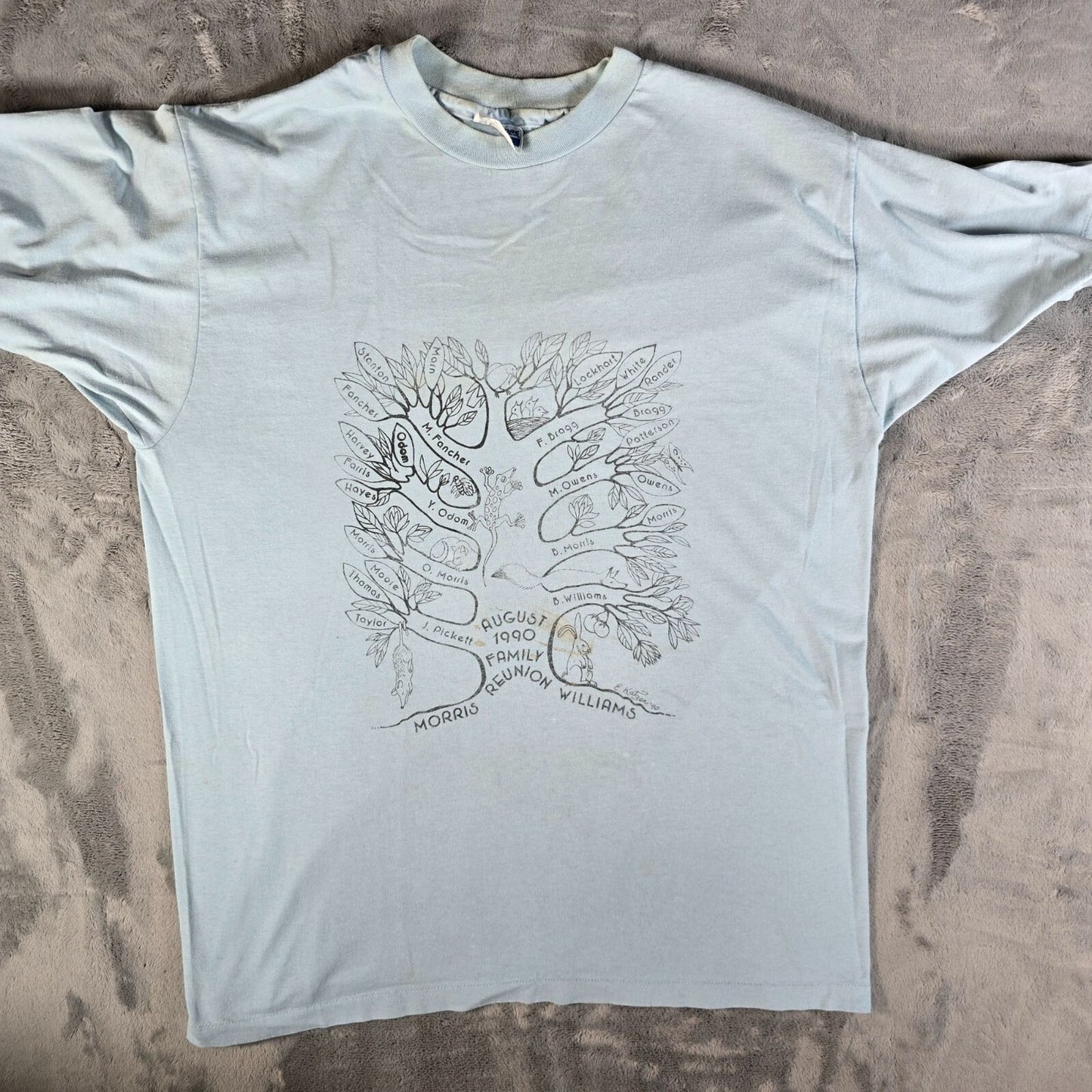 Distressed Vintage 1990 Morris Williams August Family Reunion T-Shirt (L/XL)
