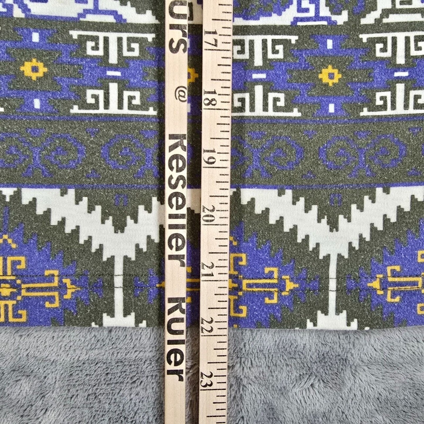 Vintage 1990s P.S. Sport Aztec Pattern Short Sleeve Ring Collar T-Shirt (S)