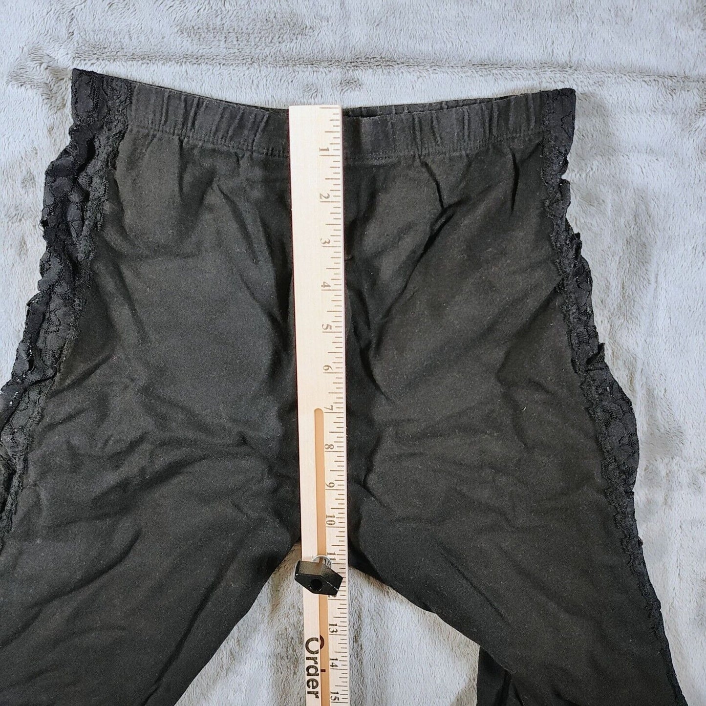 Vintage 1980s LA Workout Black Lace Side Panel Spandex Exercise Shorts (M)
