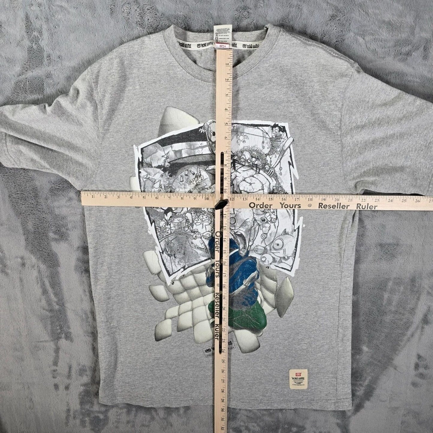 Vintage Y2K Streetwear Ecko Unltd. Large Print Graffiti Graphic T-Shirt (L)