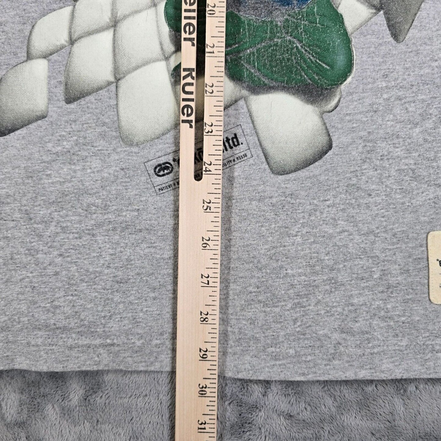 Vintage Y2K Streetwear Ecko Unltd. Large Print Graffiti Graphic T-Shirt (L)