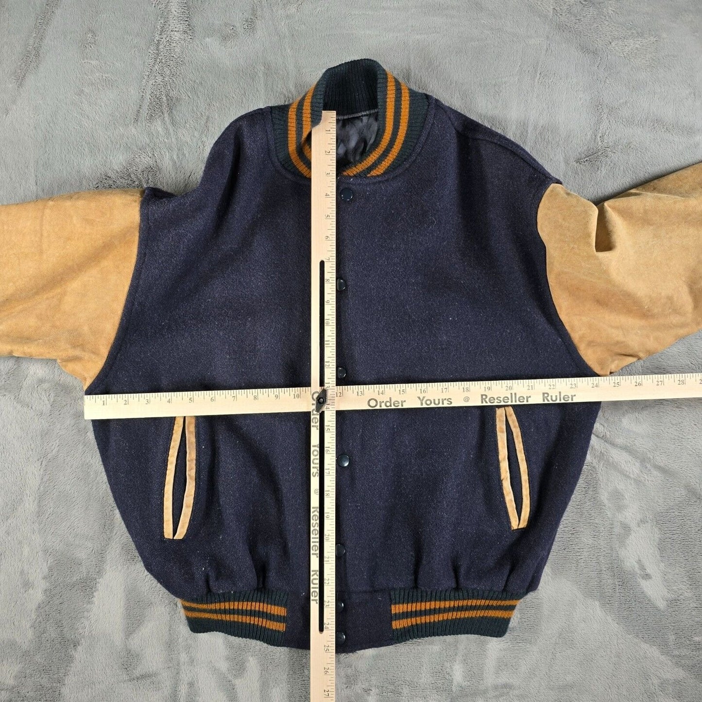 Vintage 80s/90s Pierre Cardin Mens Wool and Leather Blue Varsity Jacket (Large)