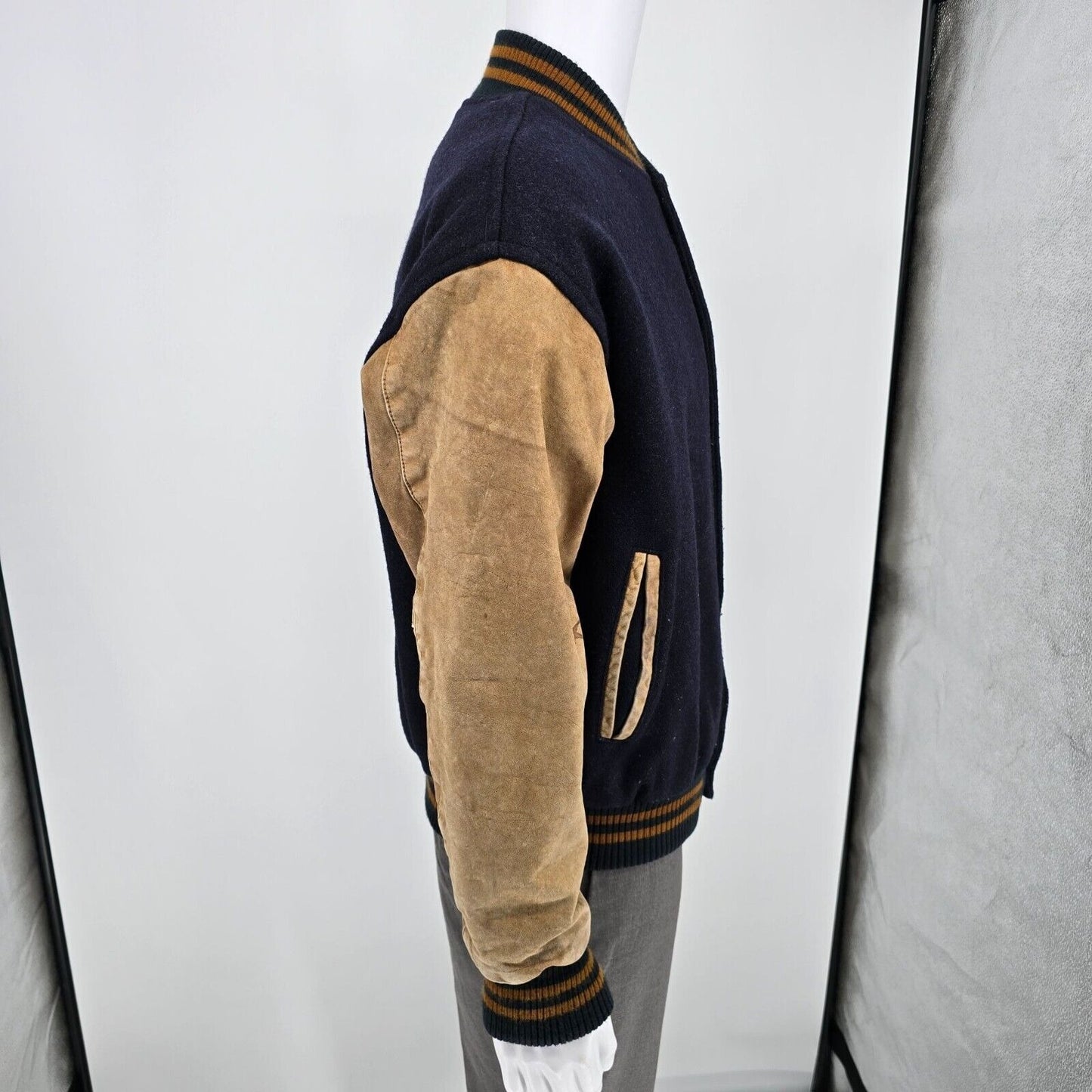 Vintage 80s/90s Pierre Cardin Mens Wool and Leather Blue Varsity Jacket (Large)