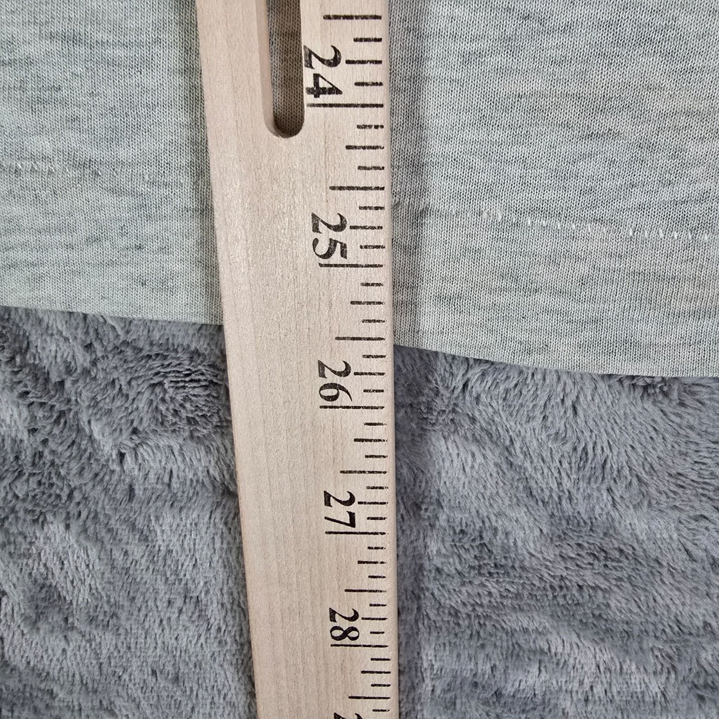 Vintage 1990s North Dakota State University Bison Buddies Basketball T-Shirt (M)