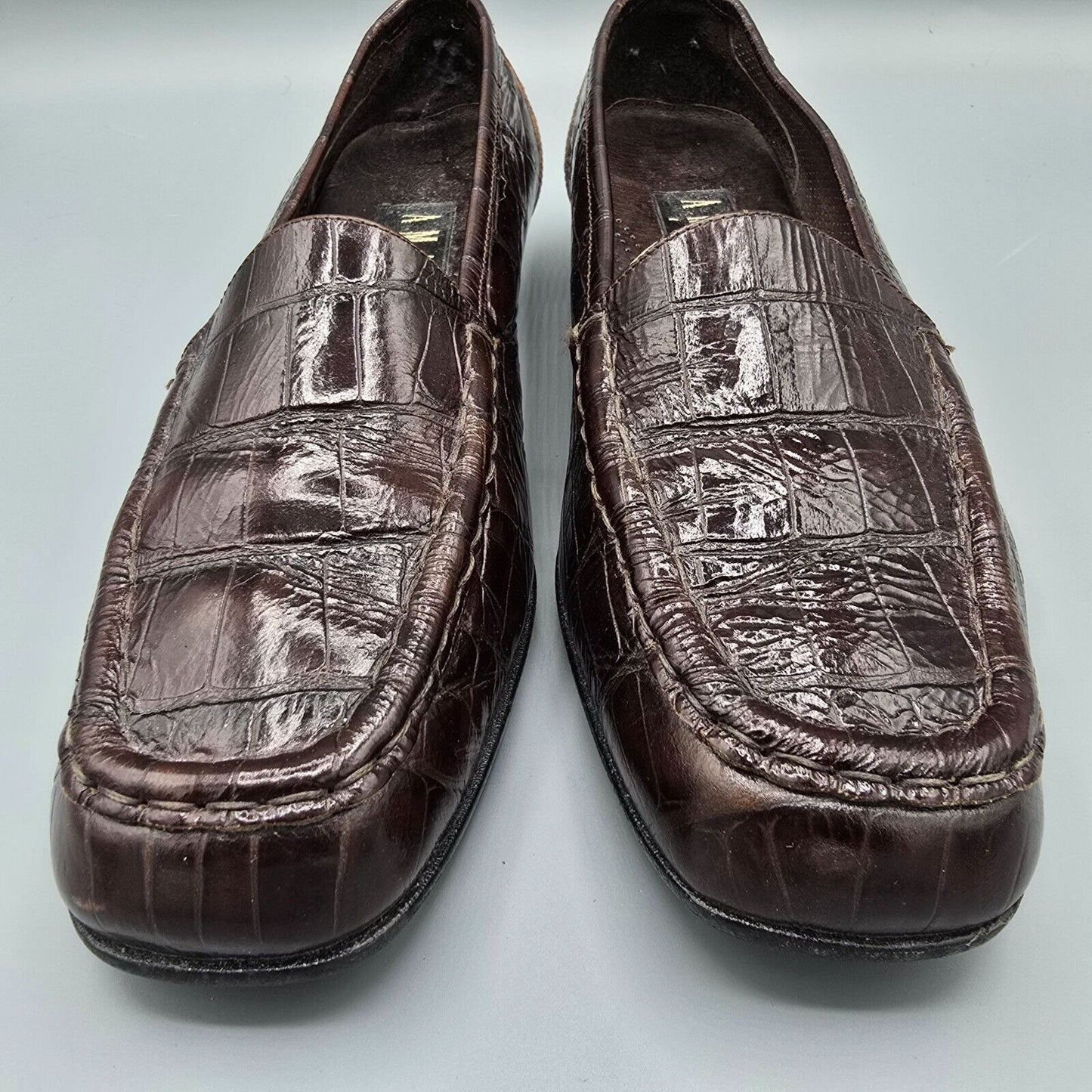 Vintage Women's Amalfi Italy Embossed Crocodile Print Leather Loafers (8.5B)